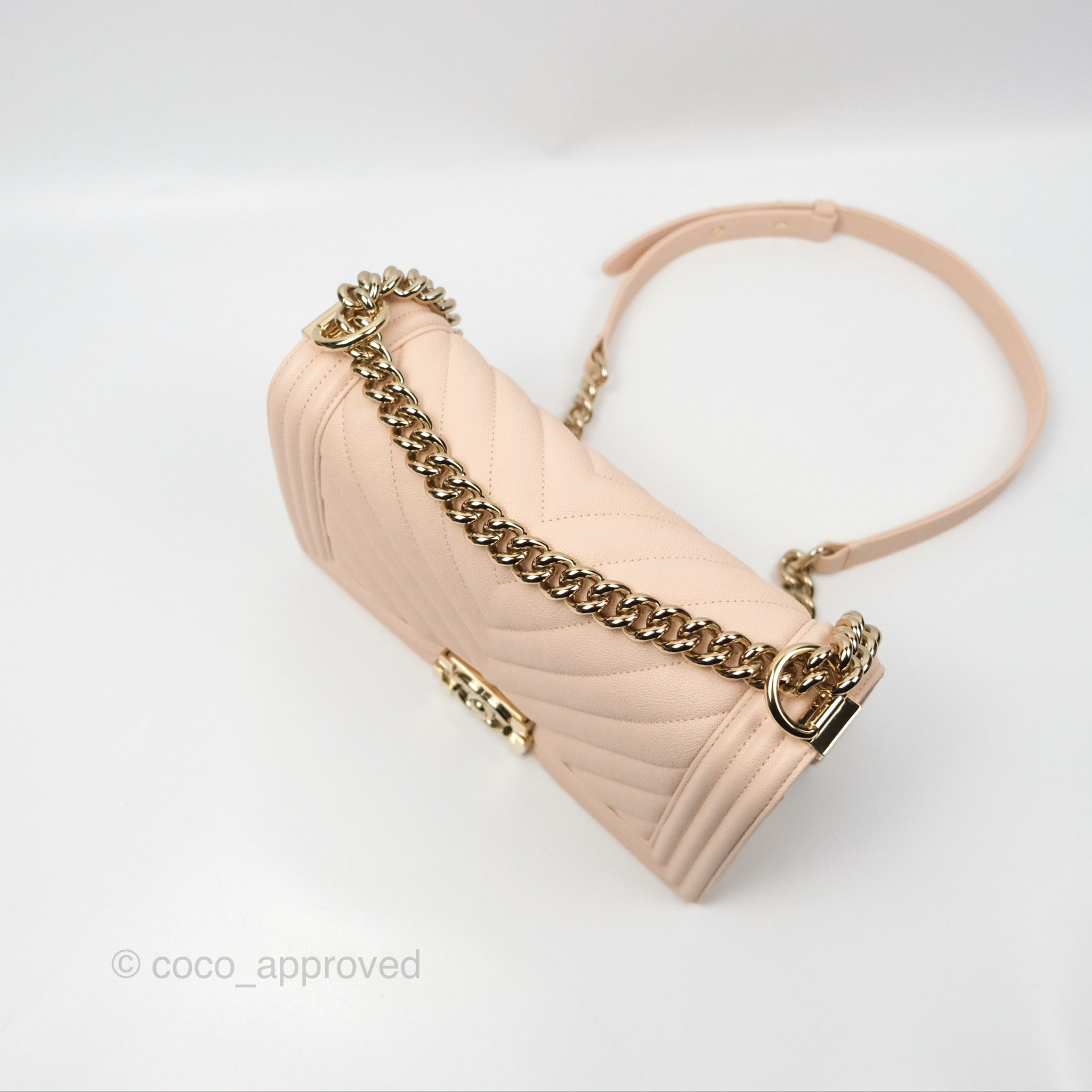 Chanel Chevron Medium Boy Bag in Light Pink Caviar Leather with Gold Hardware - Luxury Crossbody Bag for Women, Perfect for Parties & Evening Events