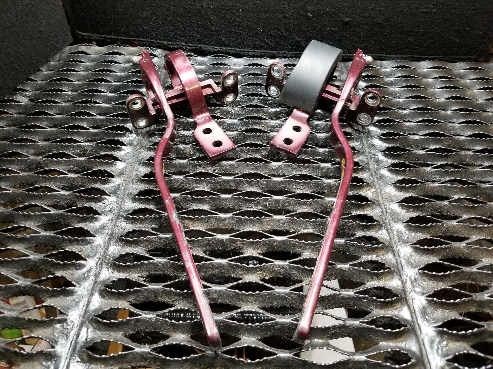 04-06 Porsche Cayenne Rear Trunk Lid Hinge Set - Left & Right OEM Replacement Parts - Perfect for Trunk Repair & Maintenance