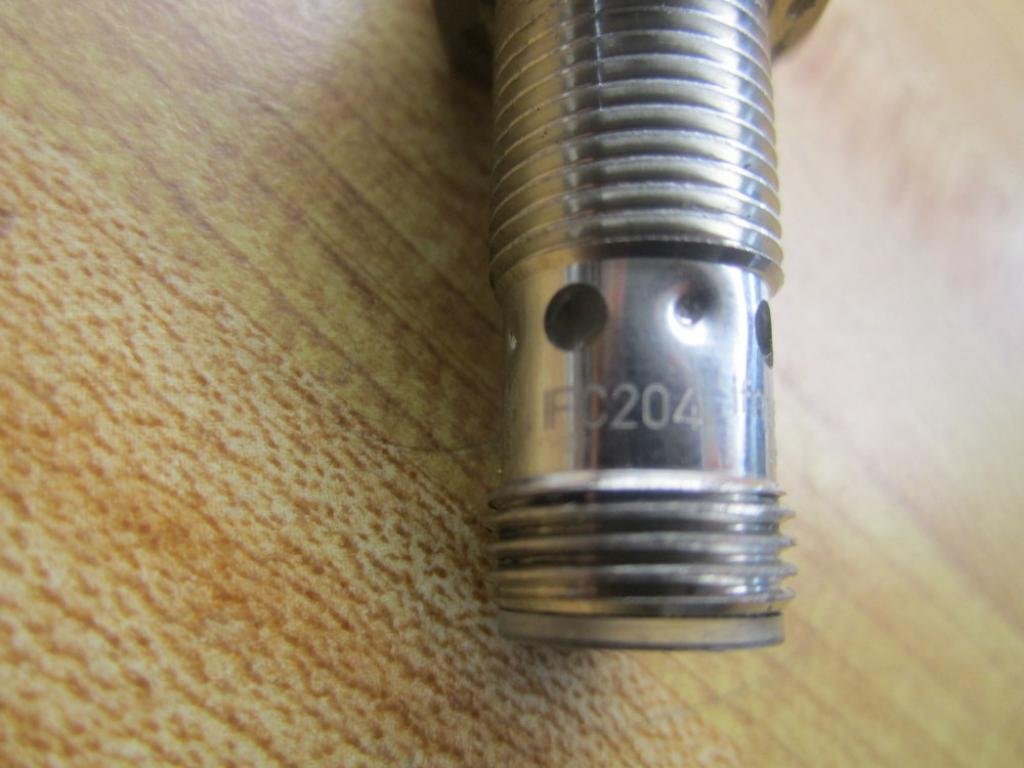 IFC204 Inductive Proximity Sensor 4mm Sensing Range 30VDC 10mA - Perfect for Industrial Automation, CNC Machines, and Conveyor Systems