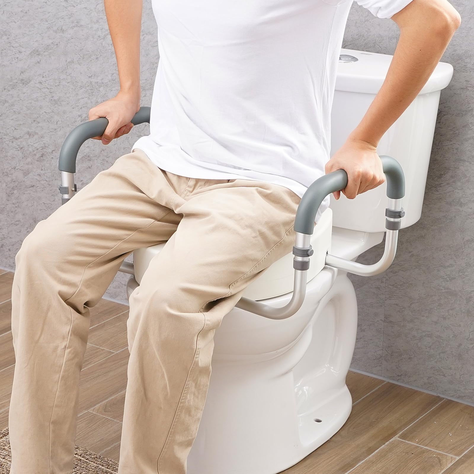 VEVOR Raised Toilet Seat with Handrails - 3.5
