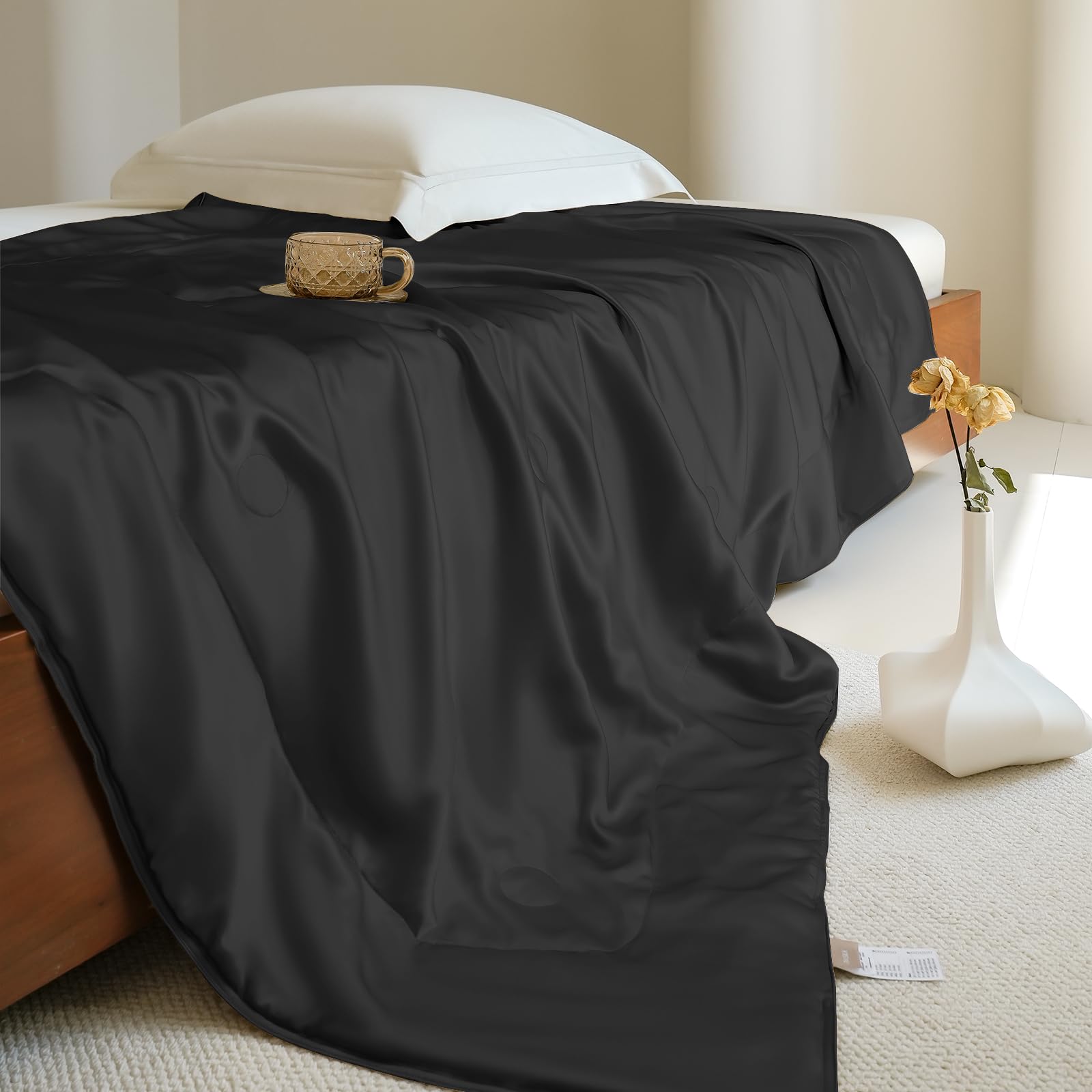 Premium 100% Mulberry Silk Cooling Blanket - Soft & Lightweight All-Season Throw for Bed, Sofa & Travel - Breathable Luxury Bedding (Black, 53