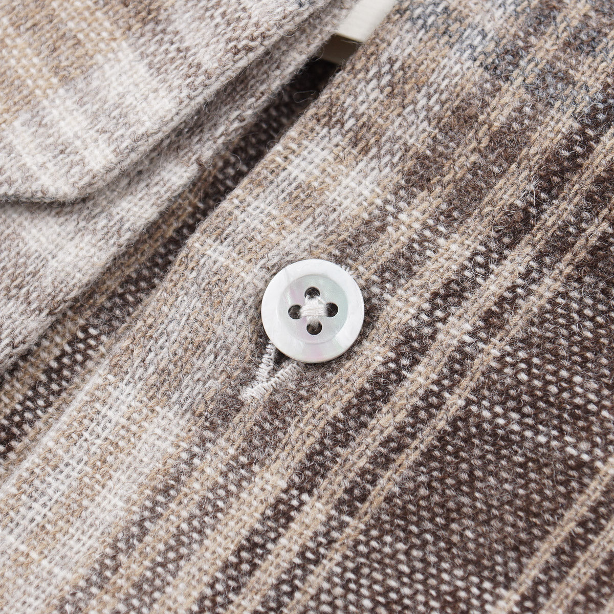 Premium Maurizio Baldassari Wool Cashmere Shirt for Men - Soft & Warm Luxury Button-Down Top for Business & Casual Wear