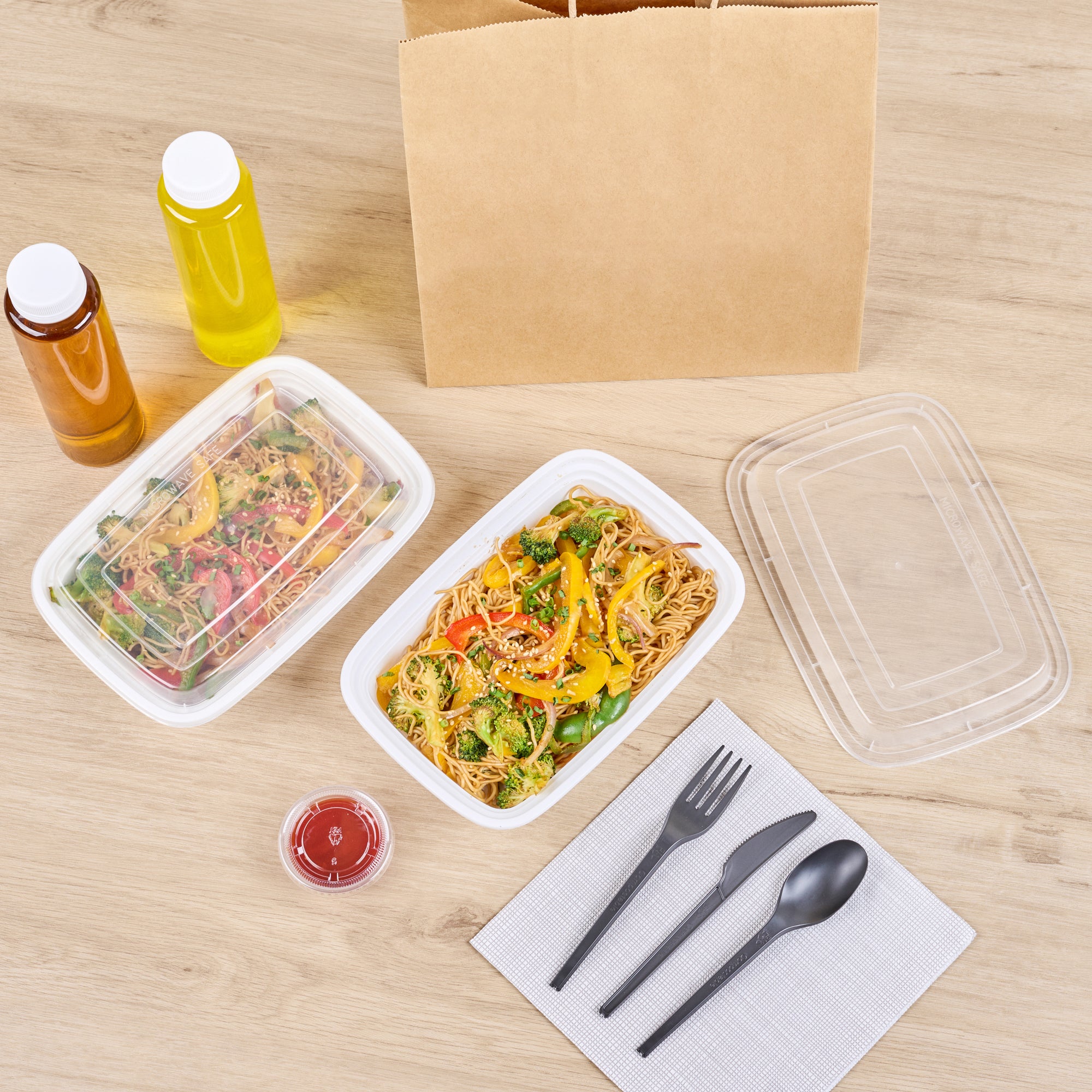 Asporto 28 oz Rectangle White Plastic Takeout Containers with Clear Lids - Microwave Safe, Disposable Food Storage Boxes (8.75