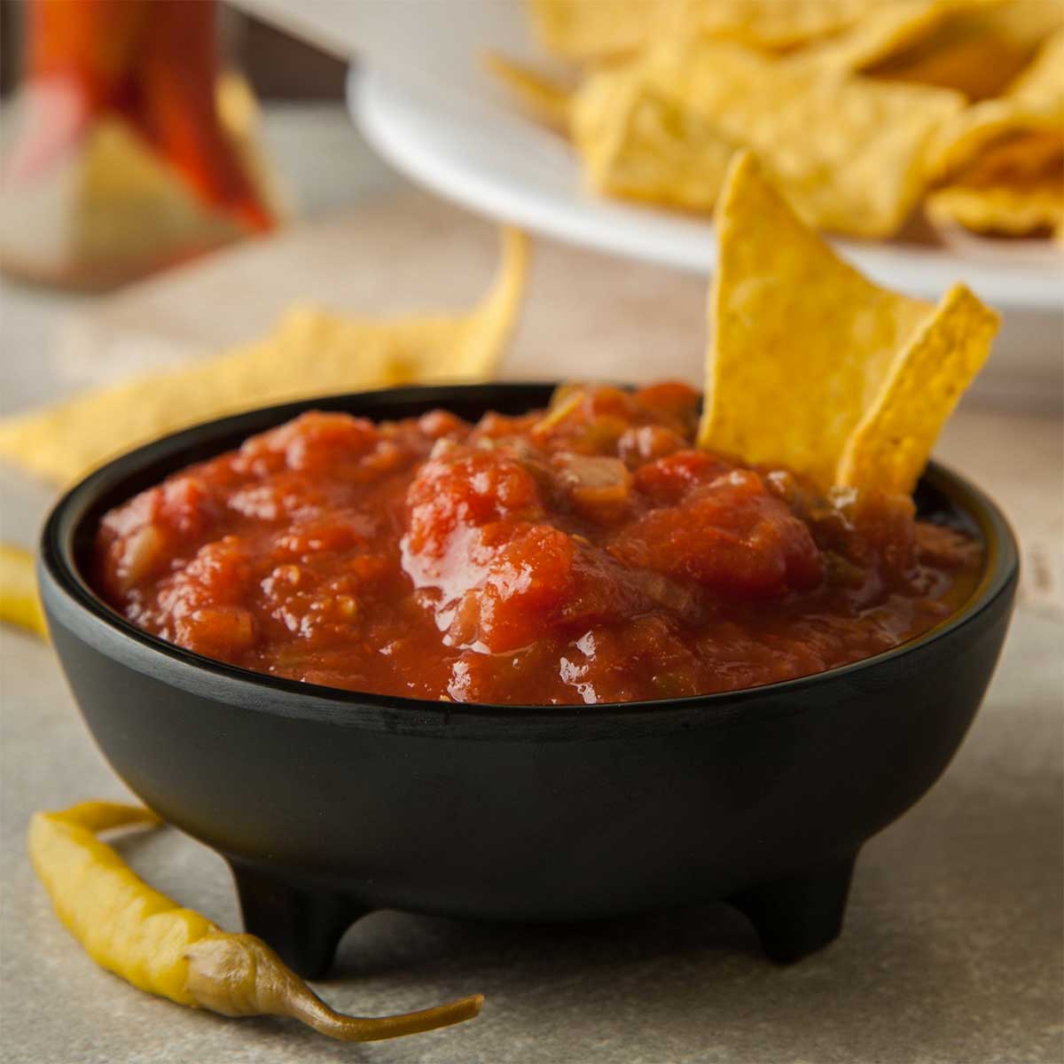 Carlisle 087803 Black Melamine Molcajete Ramekin - 8 oz Durable Serving Bowl for Guacamole, Salsa & Dips | Perfect for Mexican Restaurants, Party Appetizers & Home Entertaining