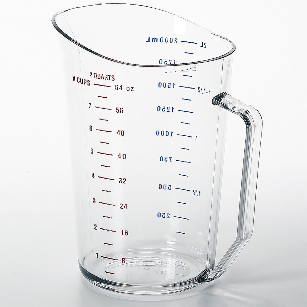 Cambro 200MCCW135 Camwear 2-Quart Clear Measuring Cup - Durable Polycarbonate, Easy-Read Measurements (Case of 12) - Perfect for Commercial Kitchens, Bakeries & Food Service