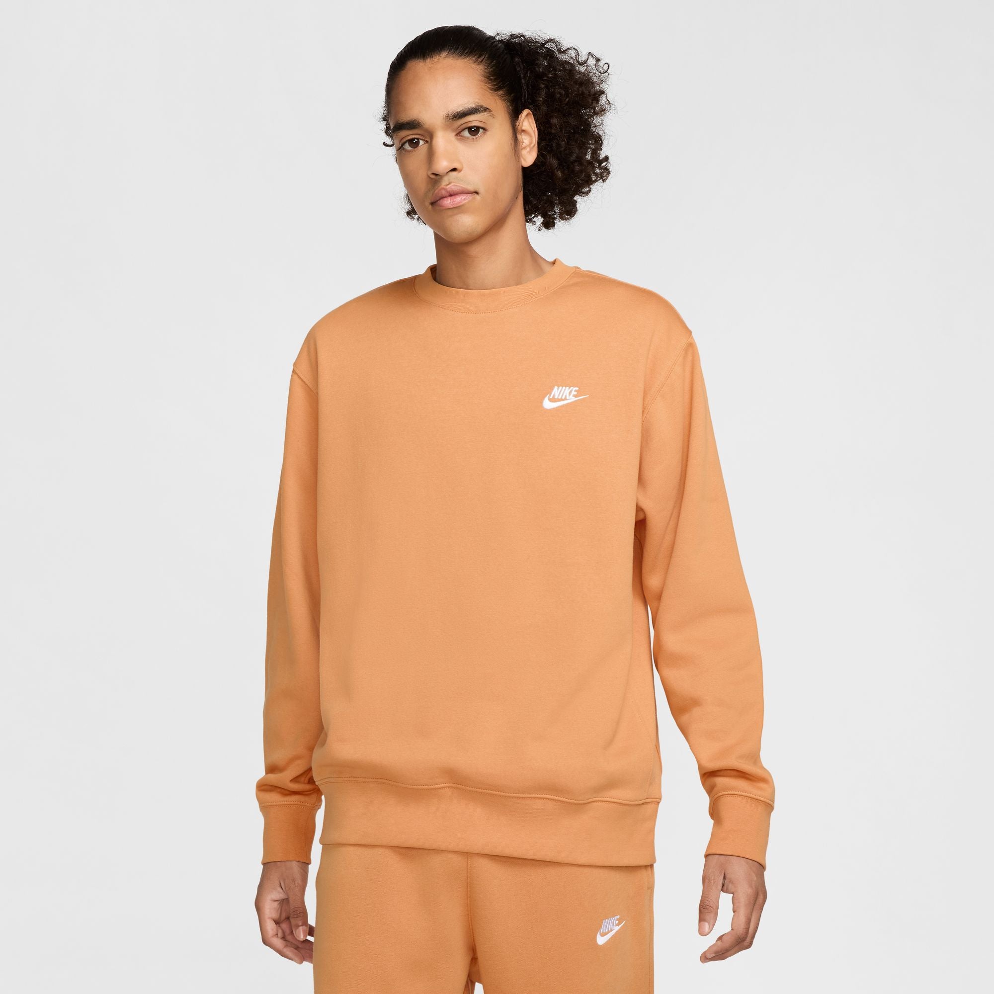 Men's Nike Sportswear Club Fleece Crew Sweatshirt - Comfortable Cotton Blend Pullover for Casual Wear, Gym & Lounge - Classic Logo Design for Everyday Style