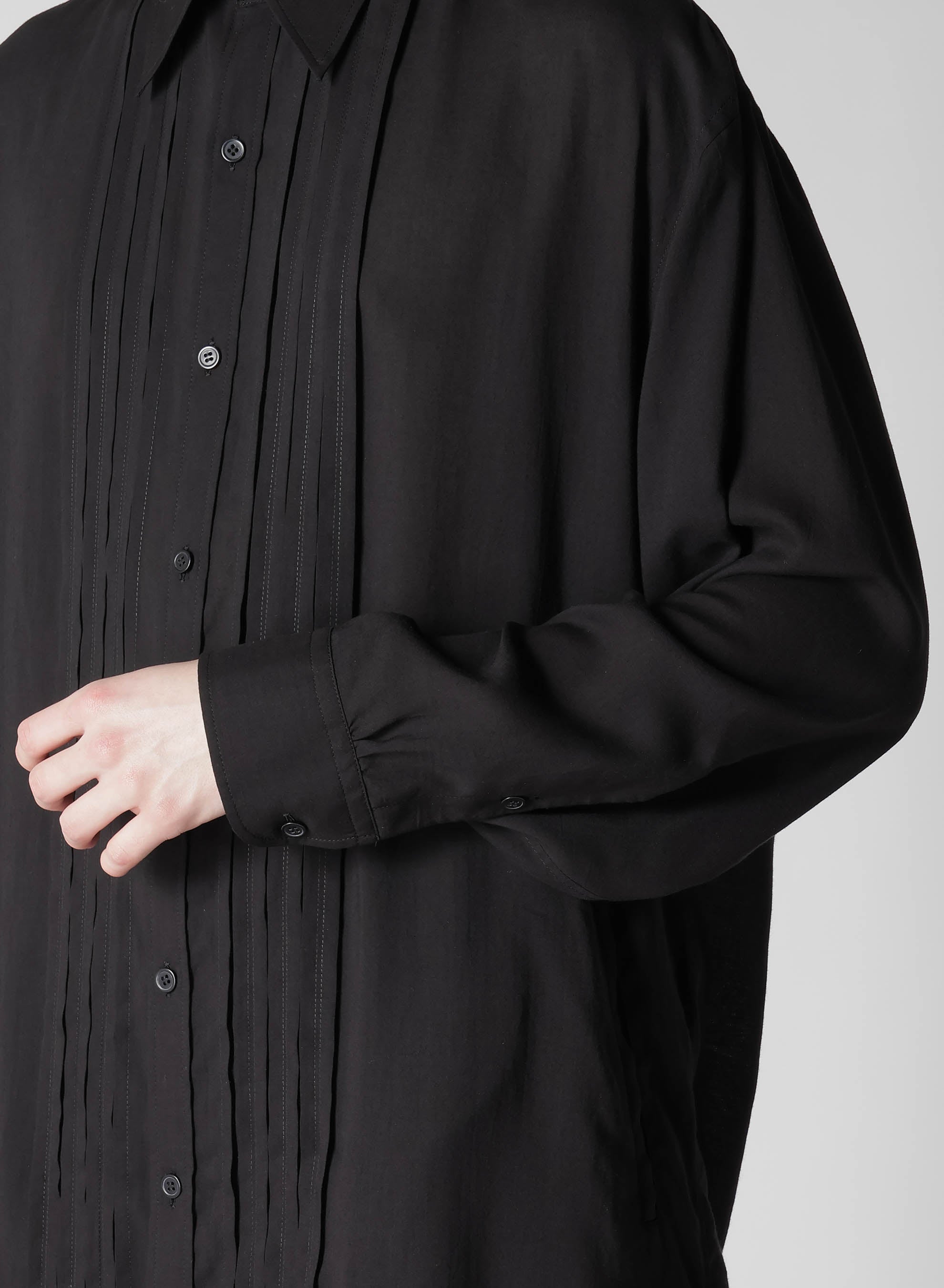 Stylish Cellulose Loaned Fitted Tucked Blouse for Women - Perfect for Office Wear, Casual Outings & Special Occasions