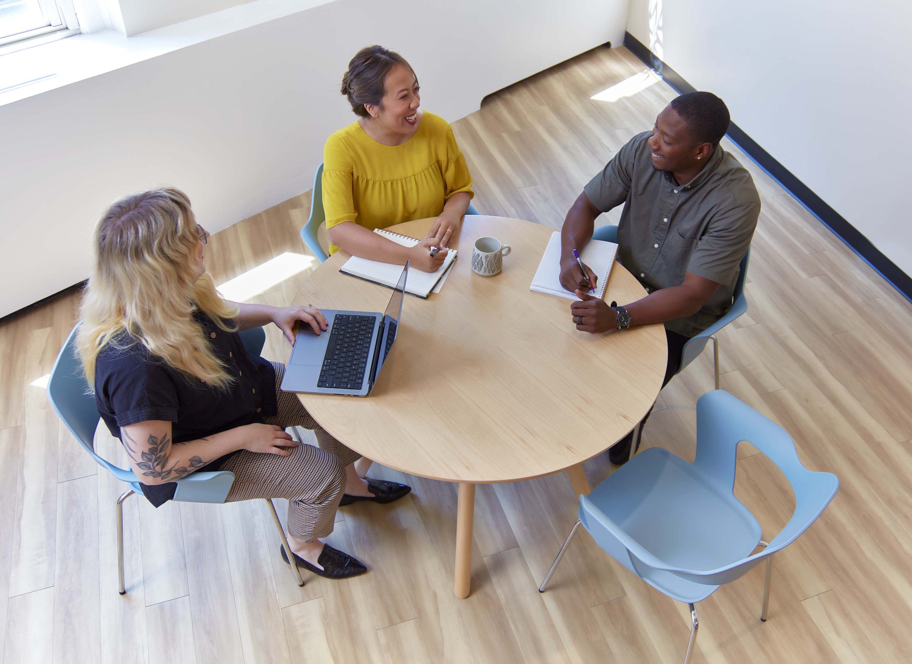 Safco Resi® Adjustable Sitting Height Table 1720 - Perfect for Office, Home, and Classroom Workspaces