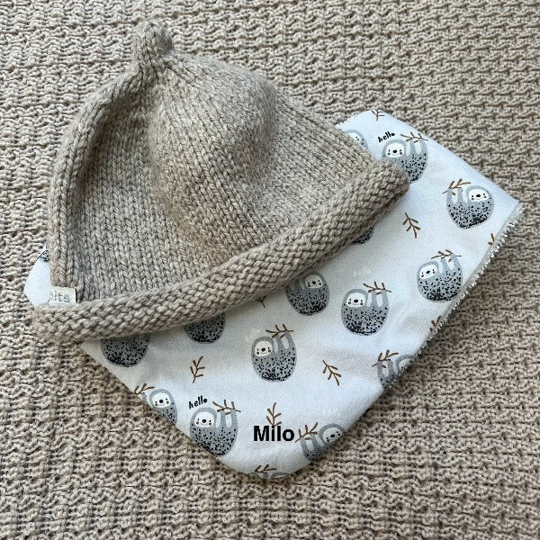 Adorable Baby Dribble Bib and Beanie Set - Soft Cotton Drool Bibs & Cute Knit Hat for Newborns & Infants - Perfect for Feeding, Playtime & Photo Shoots
