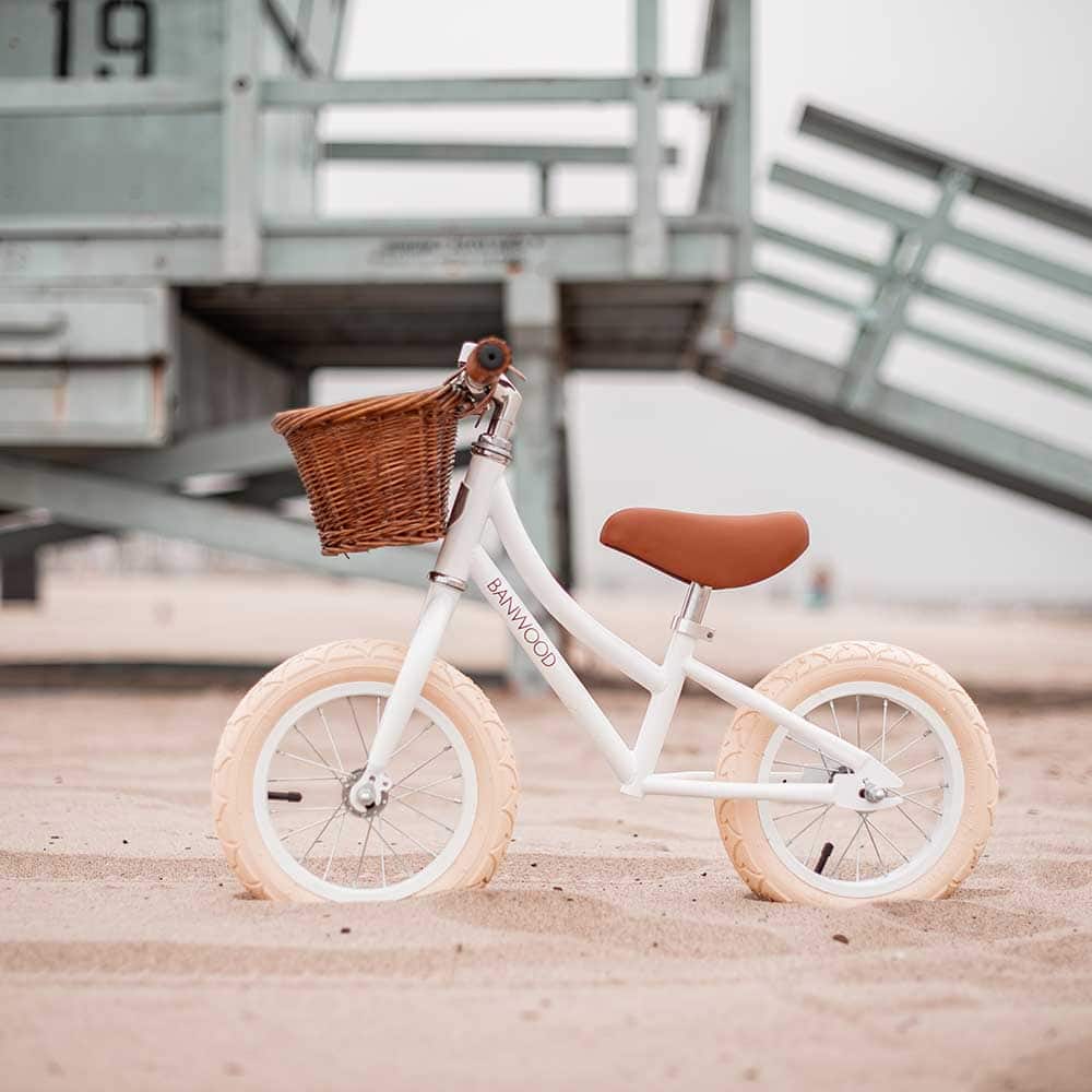 BANWOOD First Go Balance Bike for Toddlers - Lightweight Wooden Training Bike with Adjustable Seat, Cream - Perfect for Learning to Ride & Outdoor Play