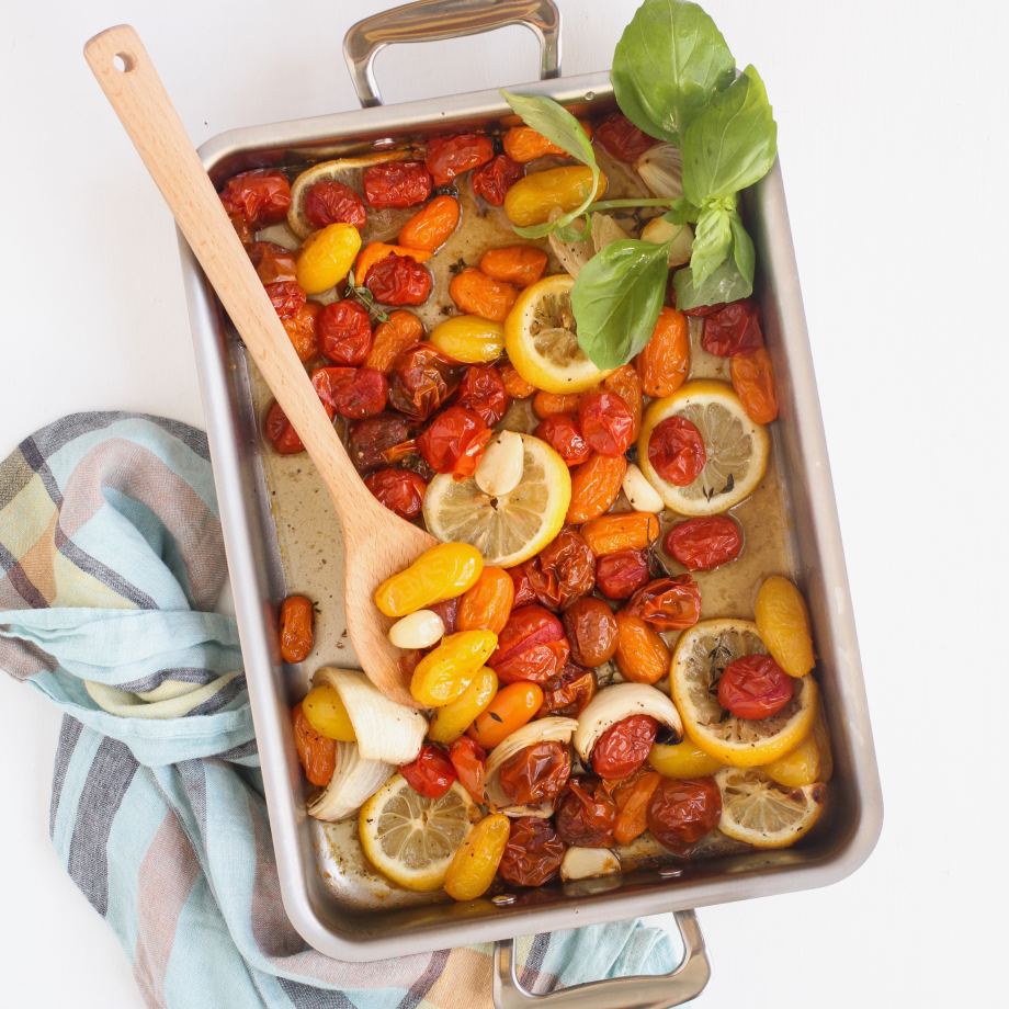 Premium Stainless Steel 9x13 Inch Roasting Pan with Handles - Oven Safe Baking Dish for Turkey, Chicken, Vegetables & Holiday Meals