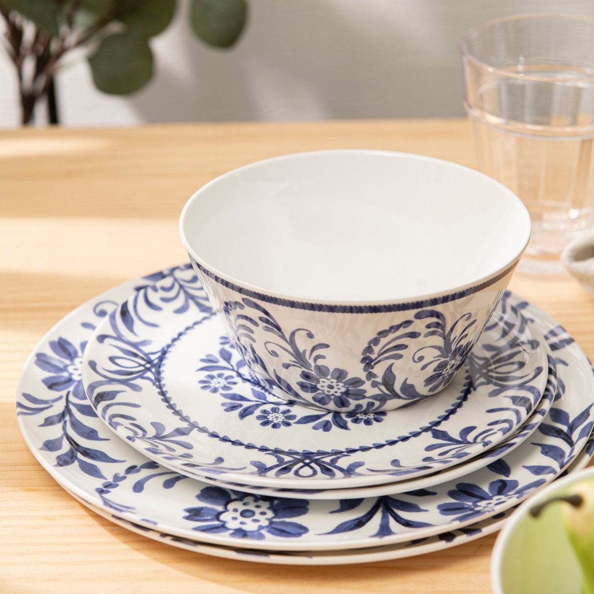 12-Piece Outdoor Dinnerware Set - Indigo Floral Design for Picnics, BBQs, and Garden Parties