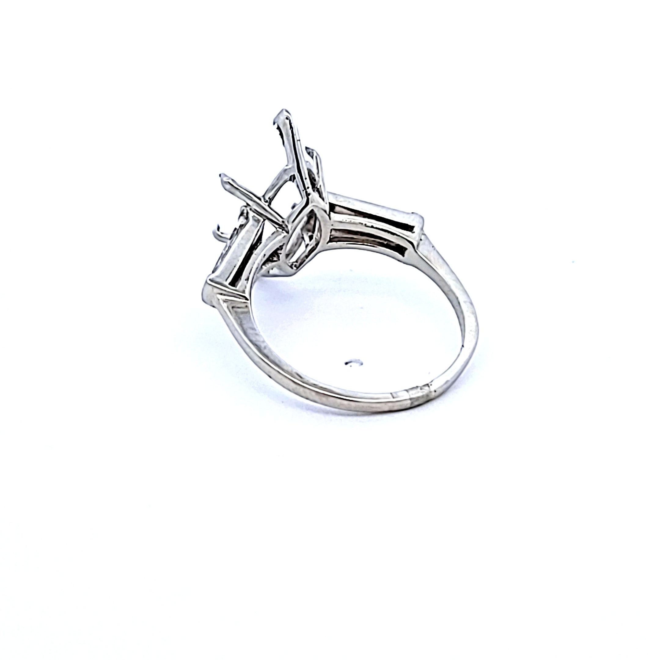 1.00 Carat Tapered Baguette G VS1 Diamond Platinum Semi Mount Ring for Engagement, Wedding & Anniversary - Elegant Bridal Jewelry Gift