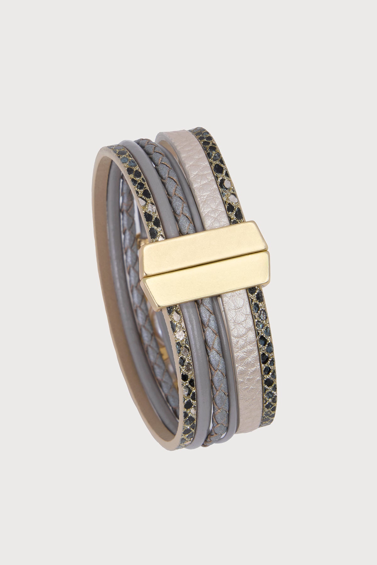 Elegant Multi Pearl Leather Bracelet for Women - Stylish Handmade Jewelry Gift for Birthday, Anniversary & Special Occasions - Perfect for Parties, Weddings & Everyday Wear