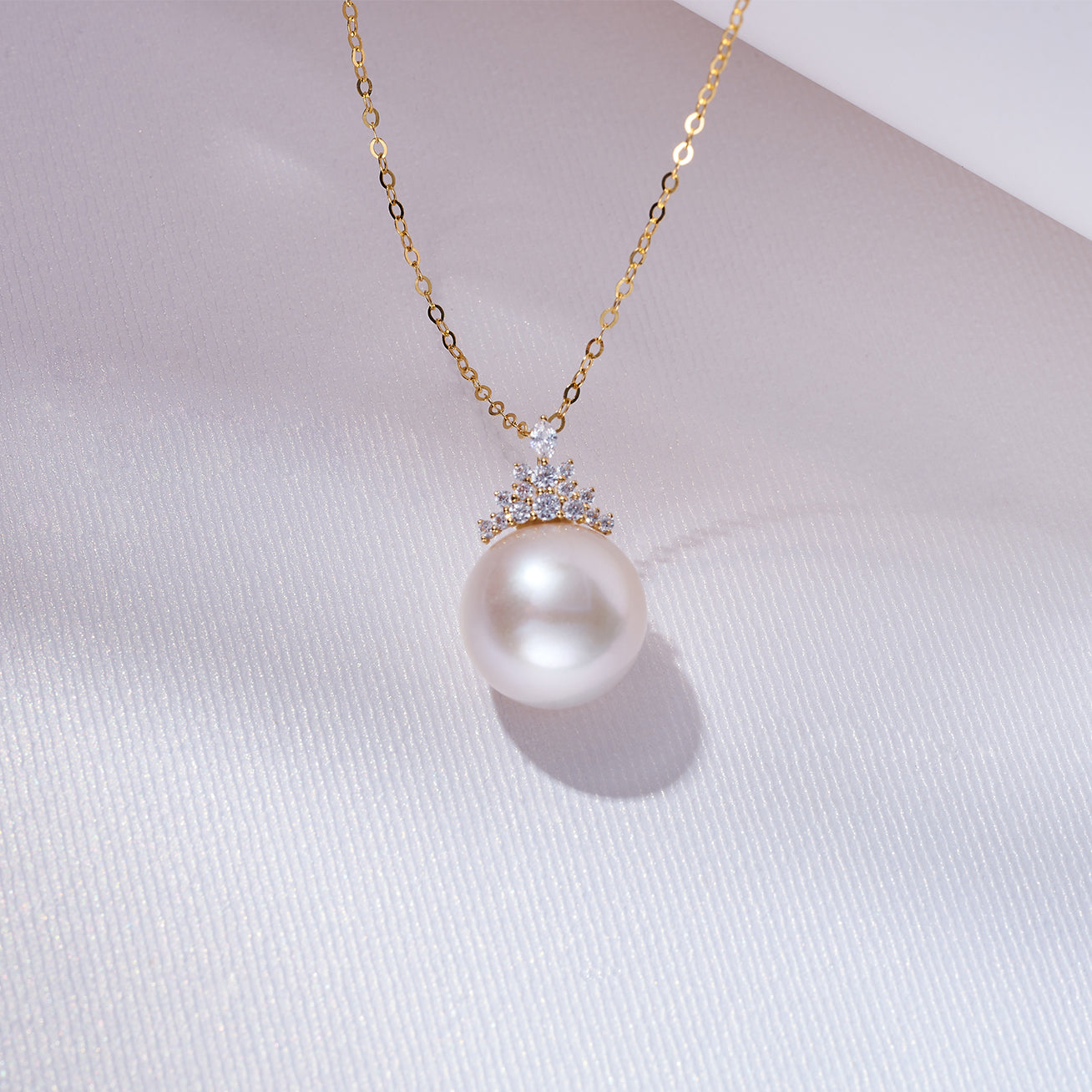 18K Solid Gold Edison Pearl Necklace KN00227 - Elegant Pearl Jewelry for Women, Perfect for Weddings, Parties & Special Occasions