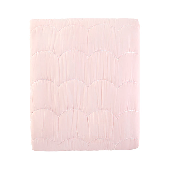 Elegant Blush Scallop Quilted Bedspread - Soft Pink Shell Pattern Comforter for Bedroom Decor & Cozy Home Styling | Perfect for Master Bedroom, Guest Room & Nursery