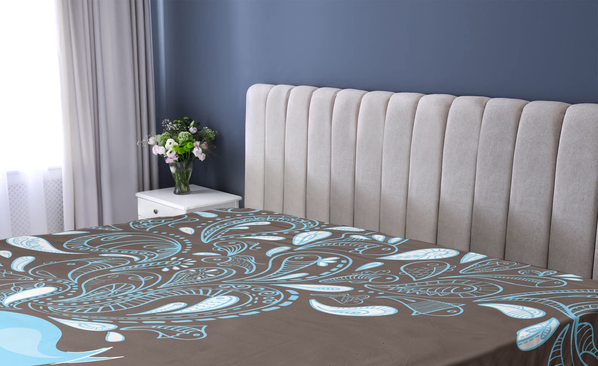 Ambesonne Whale Fitted Sheet - Ocean Bubbles Cartoon Batik Tribal Style Queen Size Bed Cover with Deep Pocket | Blue & Brown Whale Print All-Round Elastic Sheet for Comfortable Sleep | Perfect for Kids' Rooms, Beach Themed Bedrooms & Marine Life Decor