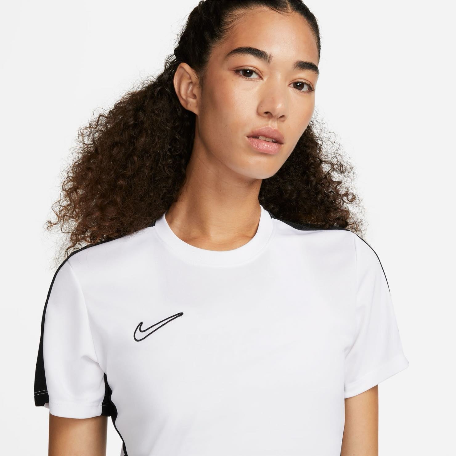 Nike Dri-FIT Academy Women's Soccer Jersey - Moisture-Wicking Performance Top for Training & Matches | Perfect for Soccer Practice, Gym Workouts & Outdoor Sports