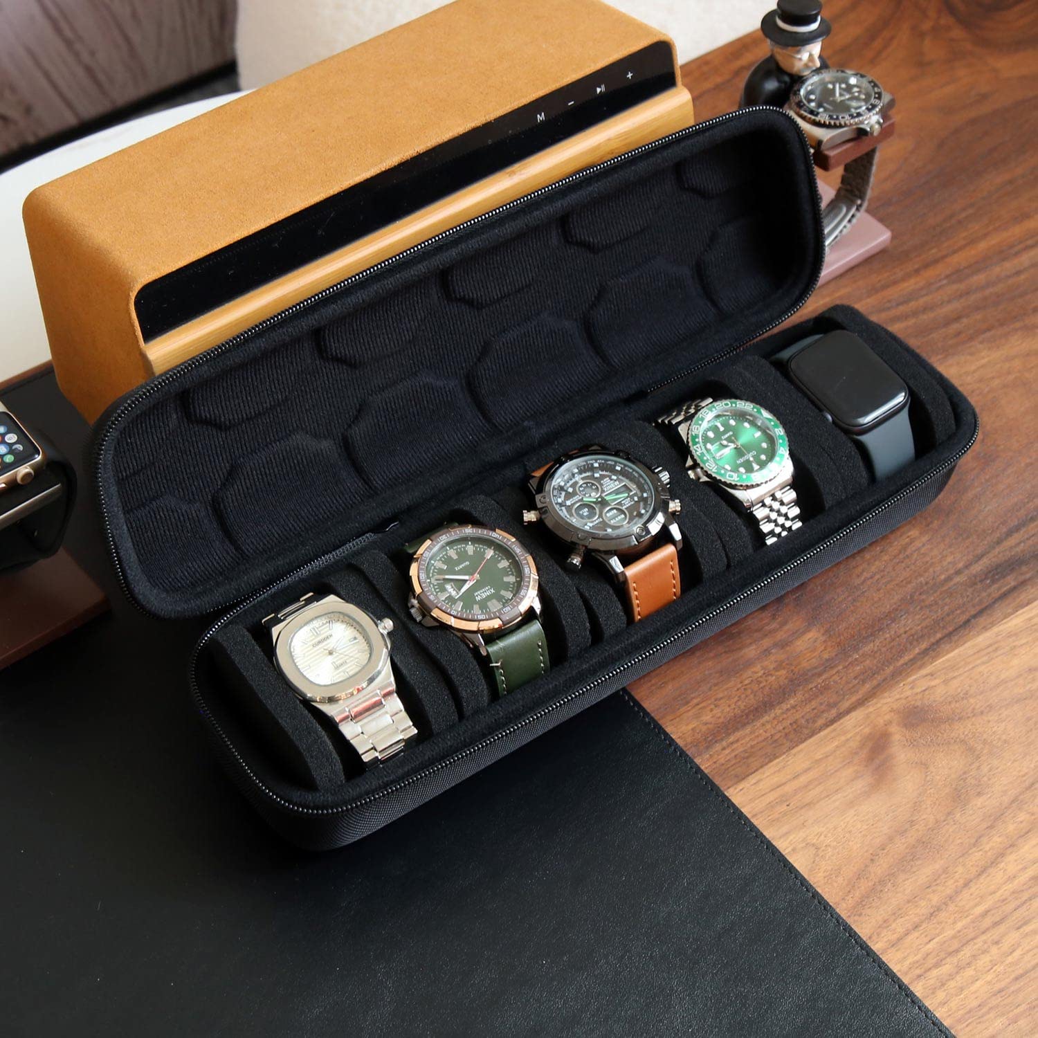 Premium Travel Watch Case for Men & Women - Portable Single Watch Storage Box & Organizer for Wristwatches & Smartwatches | Perfect for Business Trips, Vacations & Daily Use