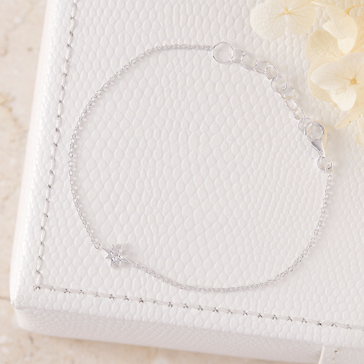 Lucida Star Bracelet - Elegant & Shining Adjustable Bracelet for Women | Perfect for Gifts, Parties & Everyday Wear