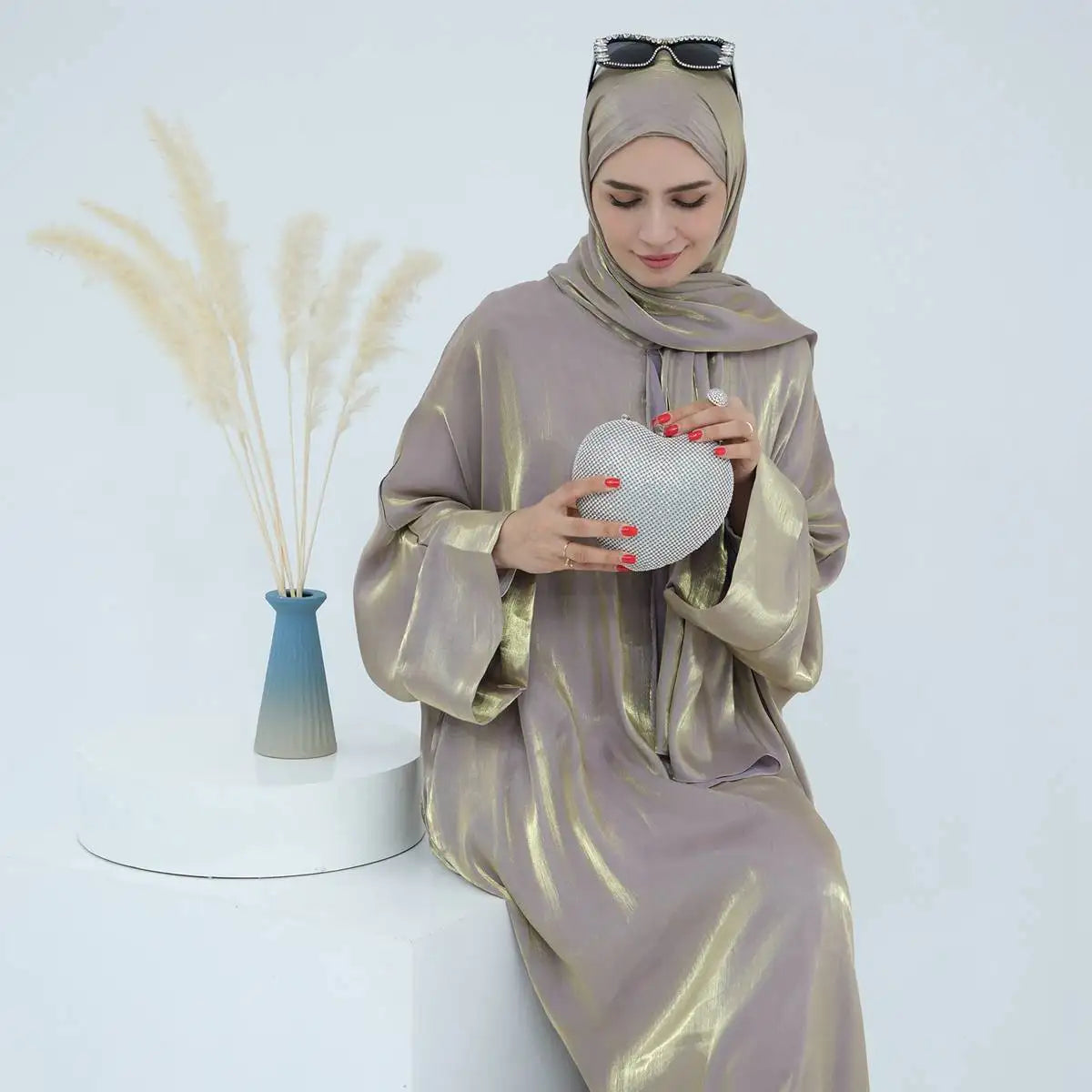 Elegant Muslim Women Abaya Dress - Modest Islamic Prayer Dress for Women - Perfect for Prayer, Mosque, and Special Occasions