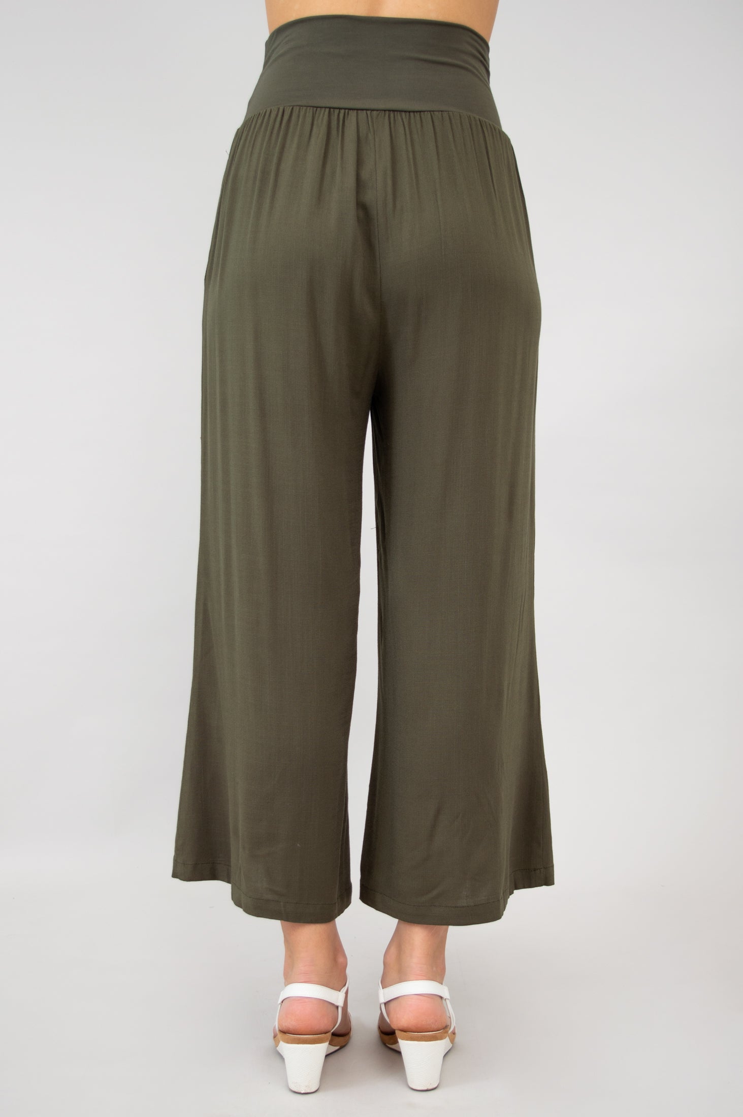 Landon Capri Pants for Women - Khaki Linen Bamboo Blend - Comfortable & Breathable for Summer, Travel & Casual Wear