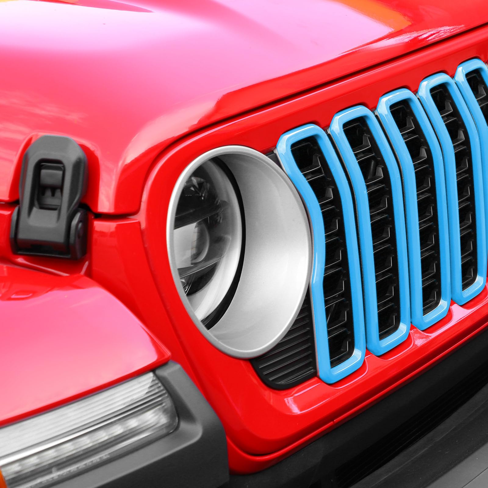 **2024+ Jeep Wrangler JL/JLU & Gladiator JT Front Grille Inserts – Light Blue Exterior Grill Decoration Accessories – Upgrade Your Off-Road Style**    *(Perfect for Off-Roading, Car Shows, and Custom Jeep Builds)*