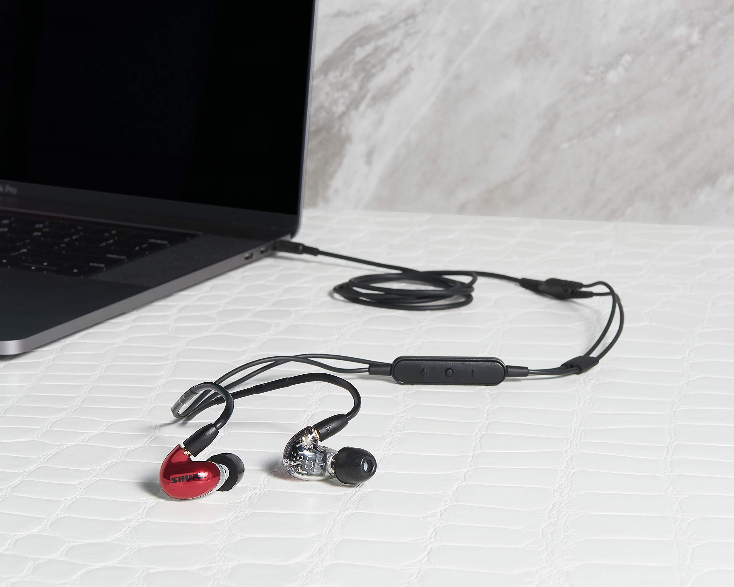 Shure AONIC 5 Wired Sound Isolating Earbuds - High Definition Audio with Natural Bass, Triple Driver Technology, Secure In-Ear Fit & Detachable Cable for Apple & Android Devices (Red) - Perfect for Music Lovers, Audiophiles & Travelers