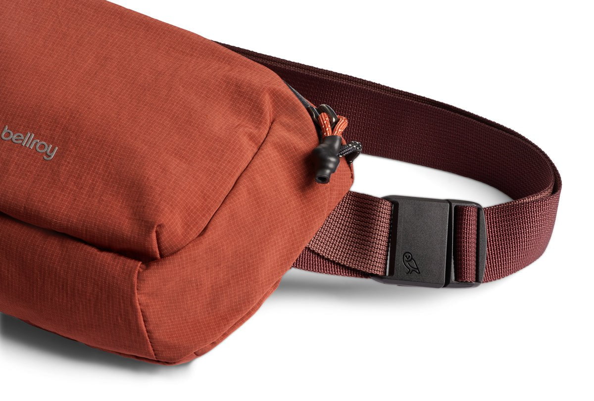 Bellroy Lite Belt Bag - Ultra Lightweight & Durable Waist Pack for Men & Women | Perfect for Travel, Hiking, Running & Everyday Use