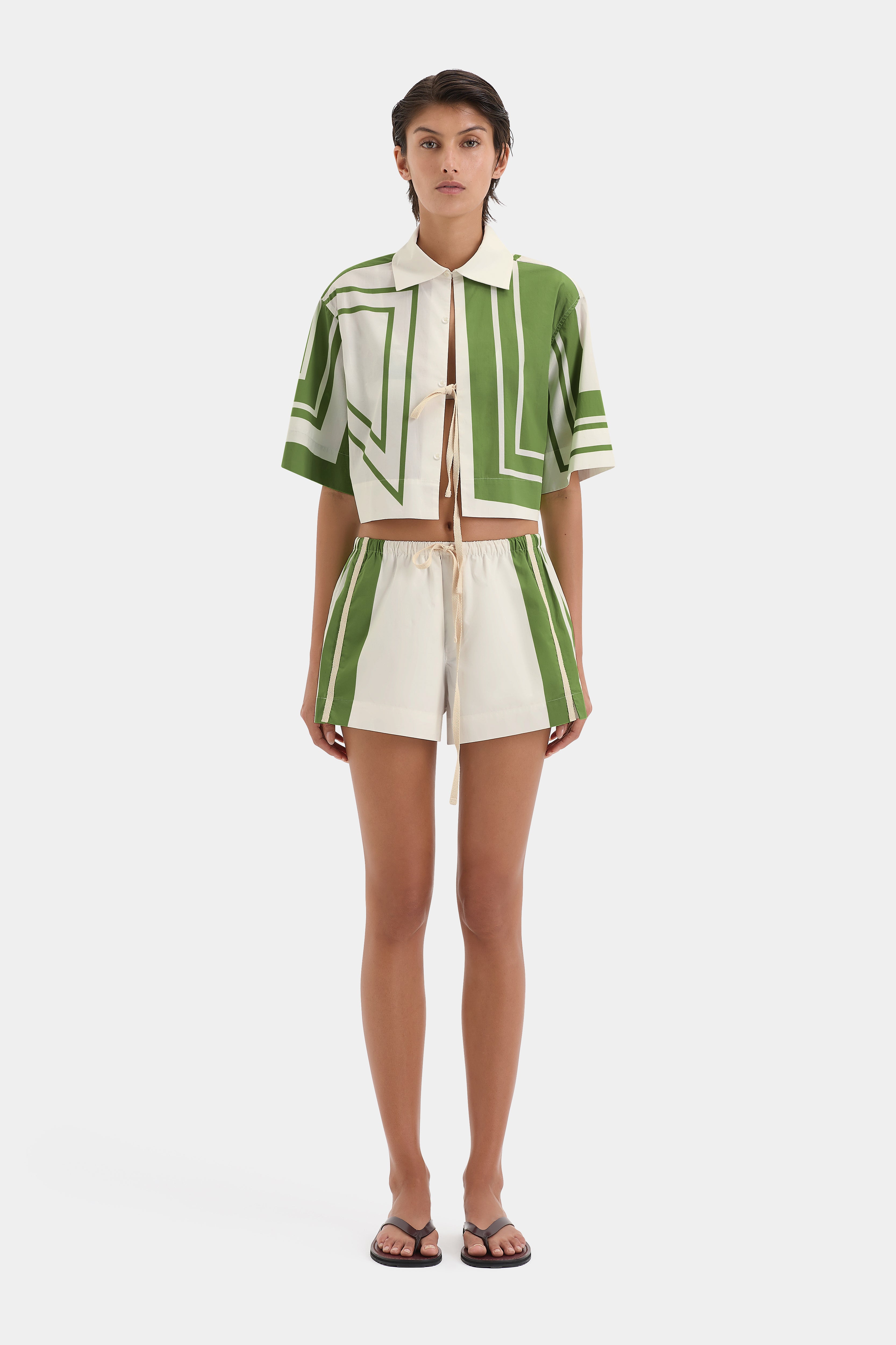 Carlo Cropped Shirt for Women - Trendy Short Sleeve Casual Top | Perfect for Summer Outfits, Beach Vacations & Street Style Fashion