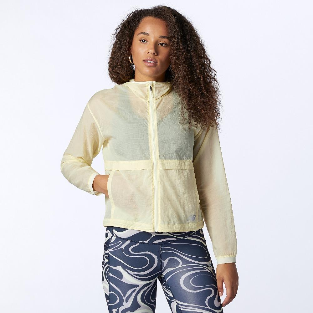 New Balance Women's Impact Light Pack Jacket - Lightweight Water-Resistant Running Jacket for Outdoor Jogging & Hiking