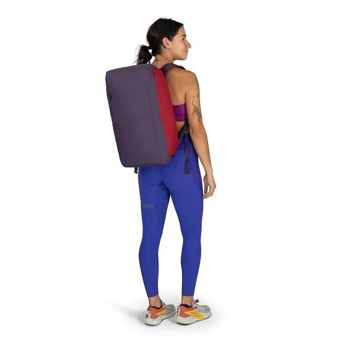 Osprey Daylite Duffel 30 - Lightweight Travel Duffel Bag for Hiking, Gym & Weekend Trips - Water-Resistant Carry-On Luggage with Shoulder Strap - Perfect for Outdoor Adventures & Daily Commute