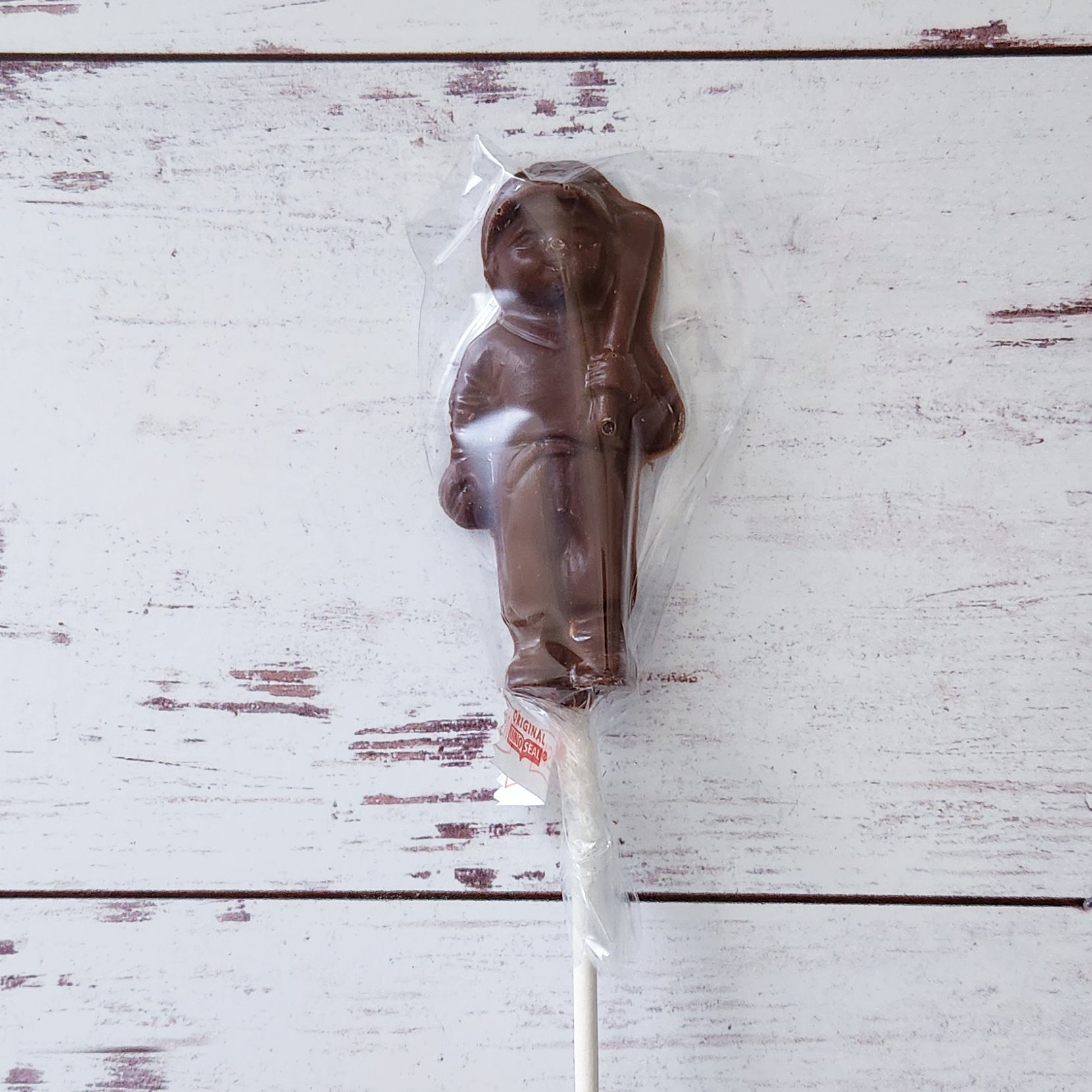 Chocolate Baseball Player Figurine - Small Handmade Chocolate Sculpture for Baseball Fans, Gifts, and Party Decorations