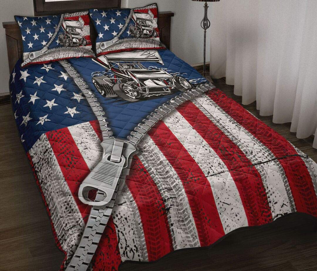 Personalized American Flag Quilt | Sprint Car Design | King/Queen/Twin Size Quilt Set with Zipper | Patchwork Bedding Cover for Birthday, Halloween & Christmas Decor | Perfect for Wall Hanging, Bedroom Decor & Seasonal Home Decoration
