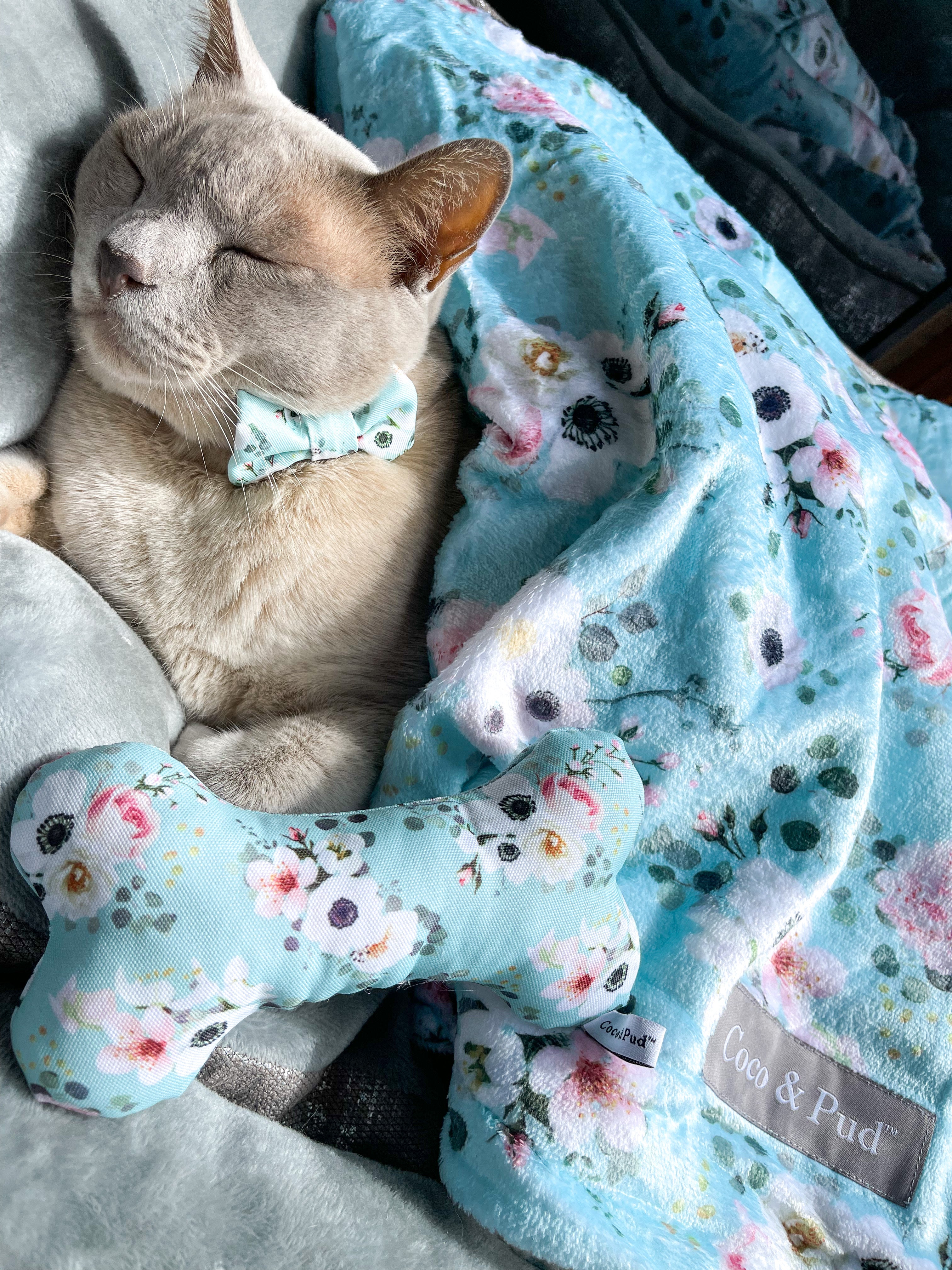 French Azure Luxe Blanket - Ultra Soft & Cozy Throw Blanket for Couch, Bed, or Travel - Perfect for Home Decor, Gifts, and Relaxation