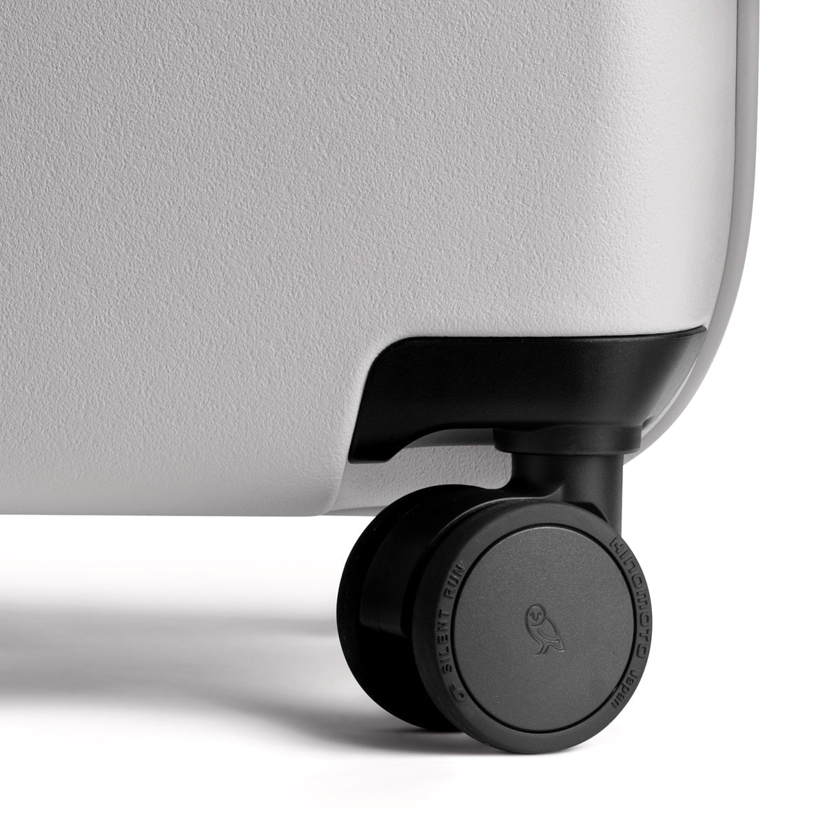 Bellroy Transit Carry On Plus Luggage - Premium Expandable Travel Suitcase for Business & Vacation - Lightweight Durable Spinner Luggage with TSA Lock & Smart Storage (Perfect for Air Travel & Weekend Getaways)