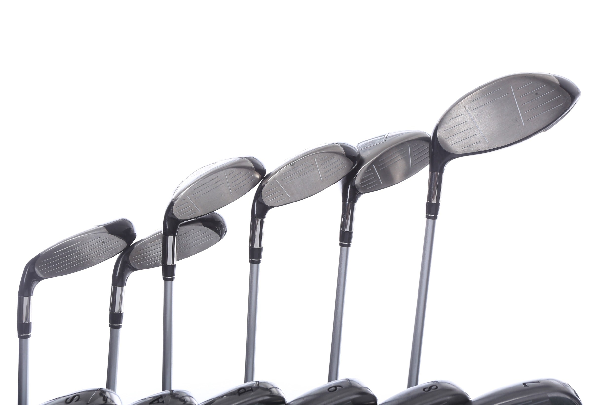 Callaway Solaire 13-Piece Coral Complete Golf Set for Women - Right Handed with 1W, 3W, 5W, 7W, 5H, 6H, 7 Iron, SW & Putter - Ladies Flex - Perfect for Beginners & Recreational Golfers