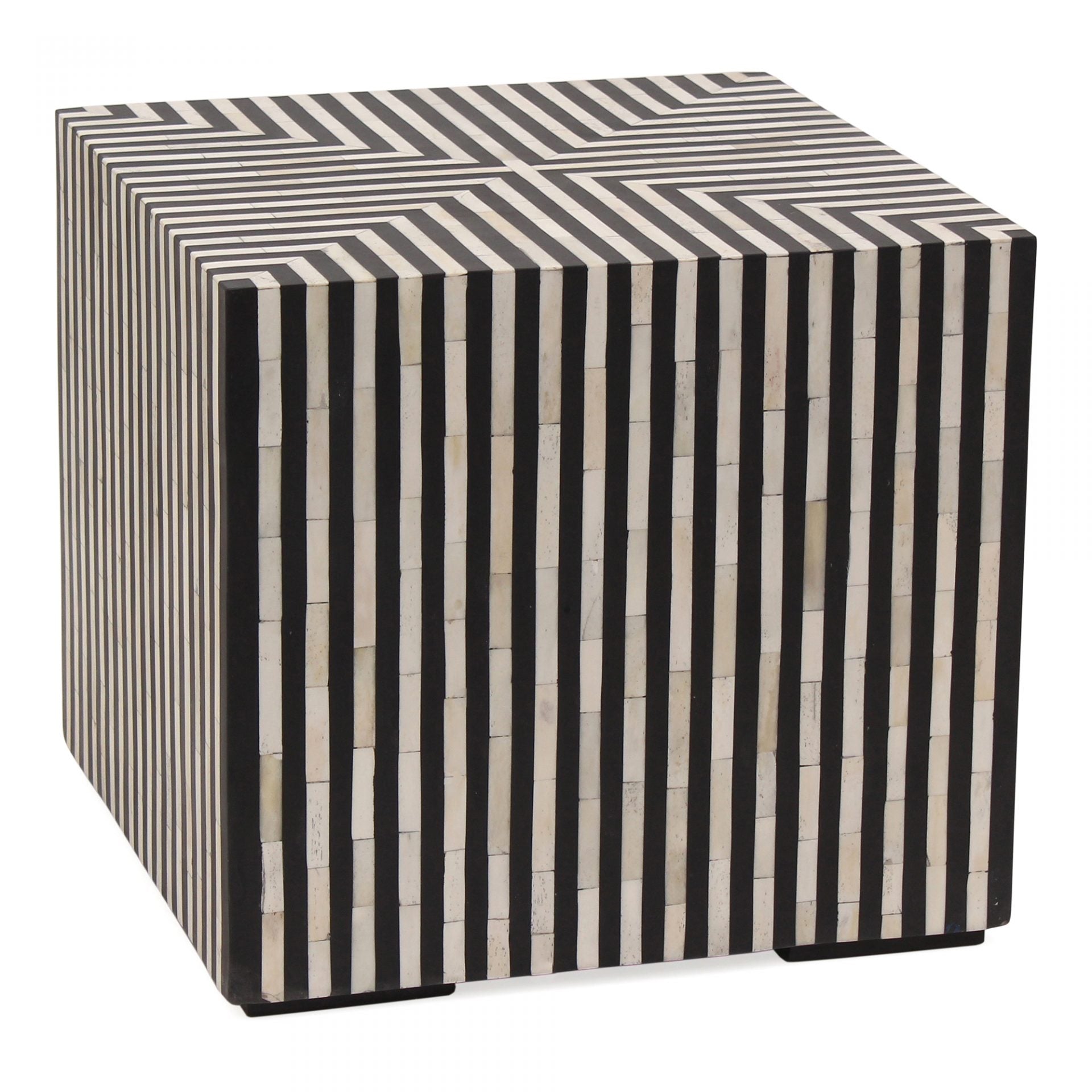 Modern Terning Side Table - Small End Table with Storage Shelf for Living Room, Bedroom, or Office - Perfect for Holding Drinks, Books, and Decor