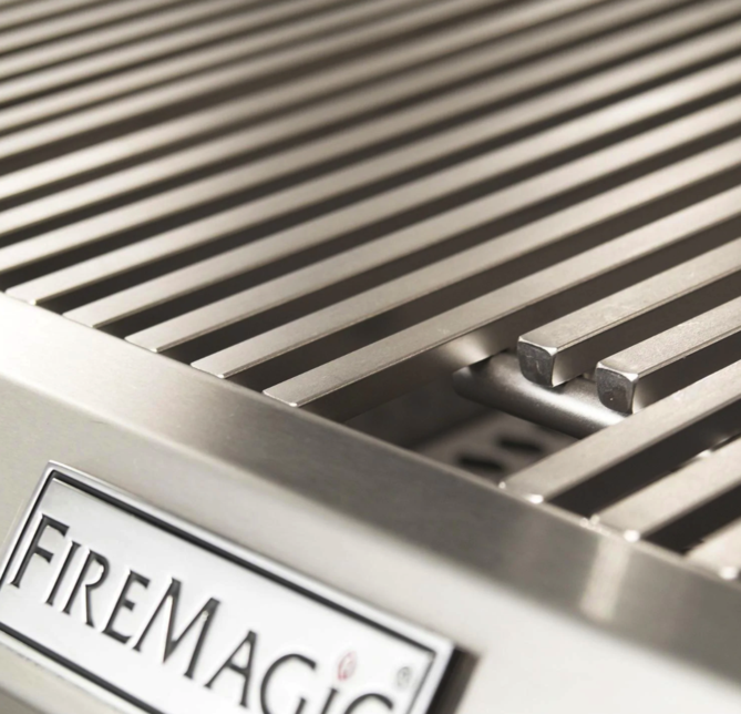 Fire Magic Choice C540I 30 Inch Built-In Natural Gas Grill with Analog Thermometer - Premium Outdoor BBQ Grill for Backyard, Patio & Garden Cooking - Fire Magic Grills C540I RT1N
