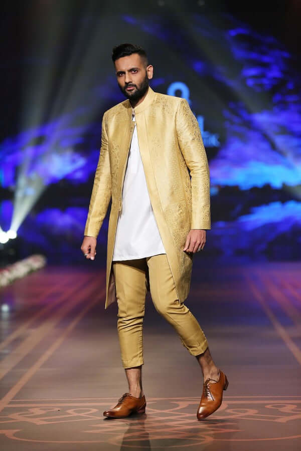 Luxury Gold Handwoven Silk Sherwani for Men - Minimalist Elegant Indian Wedding Attire - Perfect for Groom Outfits, Festive Occasions & Special Events