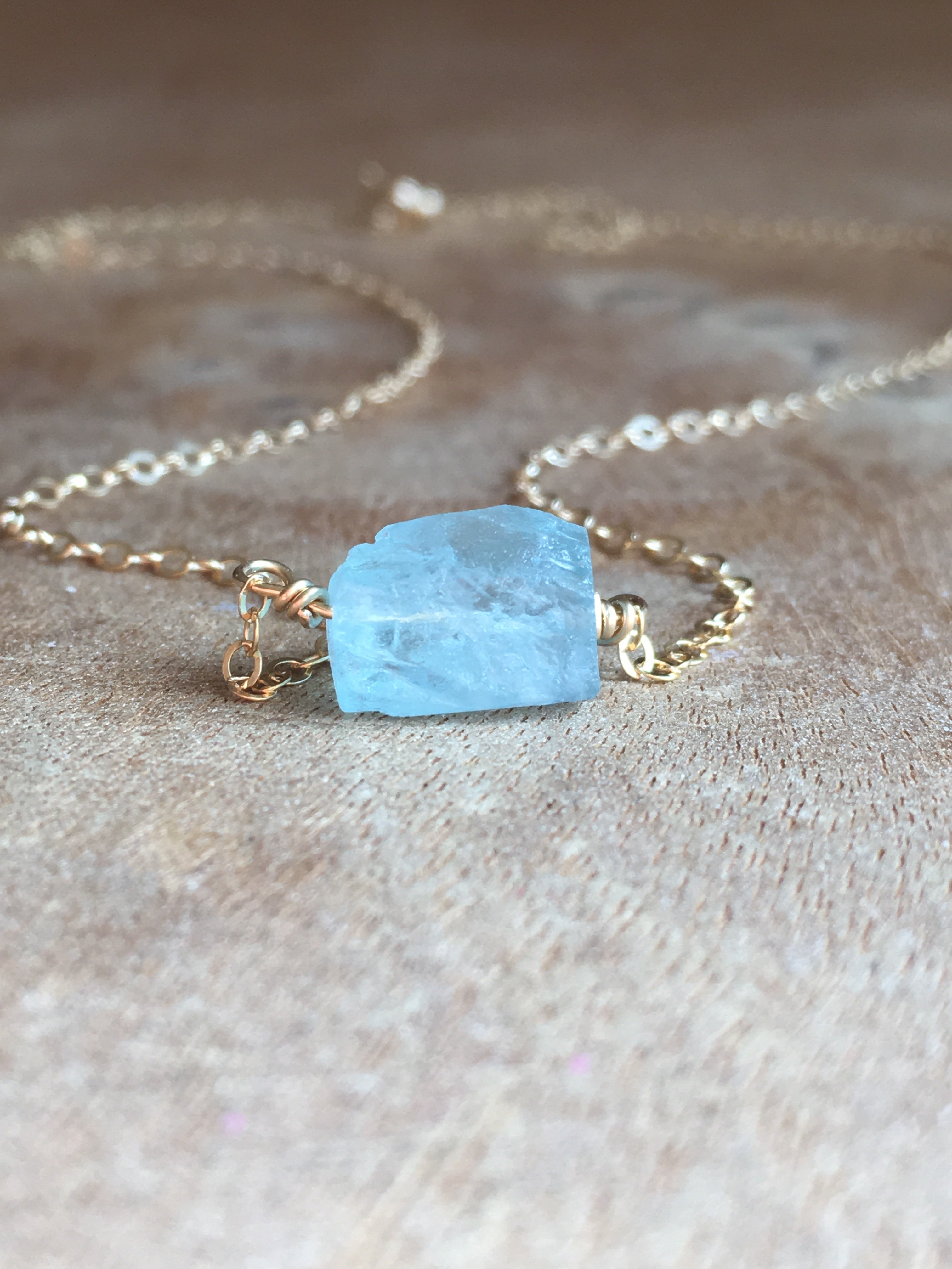 Elegant Raw Aquamarine Necklace - March Birthstone Jewelry Gift for Women, Mothers, Wives & Girlfriends | Perfect for Birthday, Anniversary, Valentine's Day & Everyday Wear