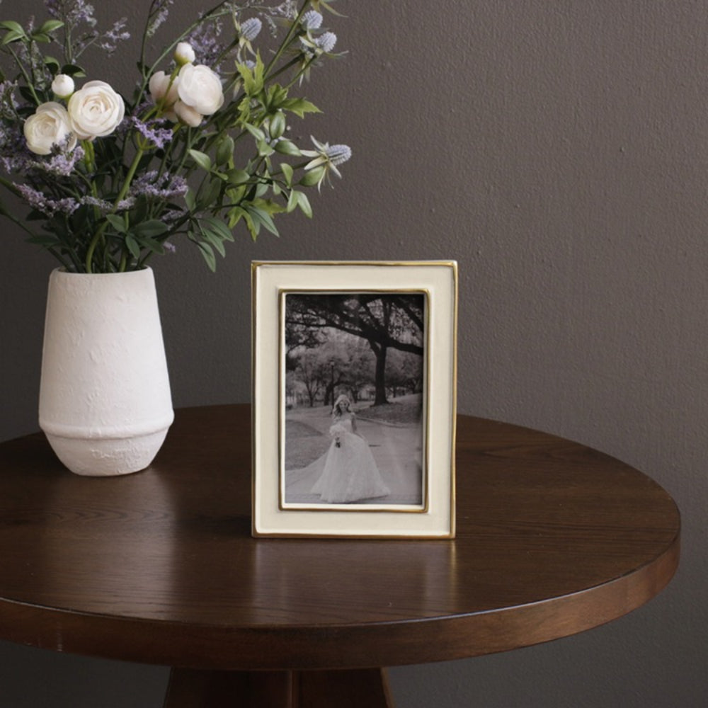 Beatriz Ball ENCANTO Jason 4x6 Picture Frame - Elegant Silver Metal Photo Frame for Wall or Tabletop Display, Perfect for Home Decor, Wedding, Anniversary, and Gift Giving