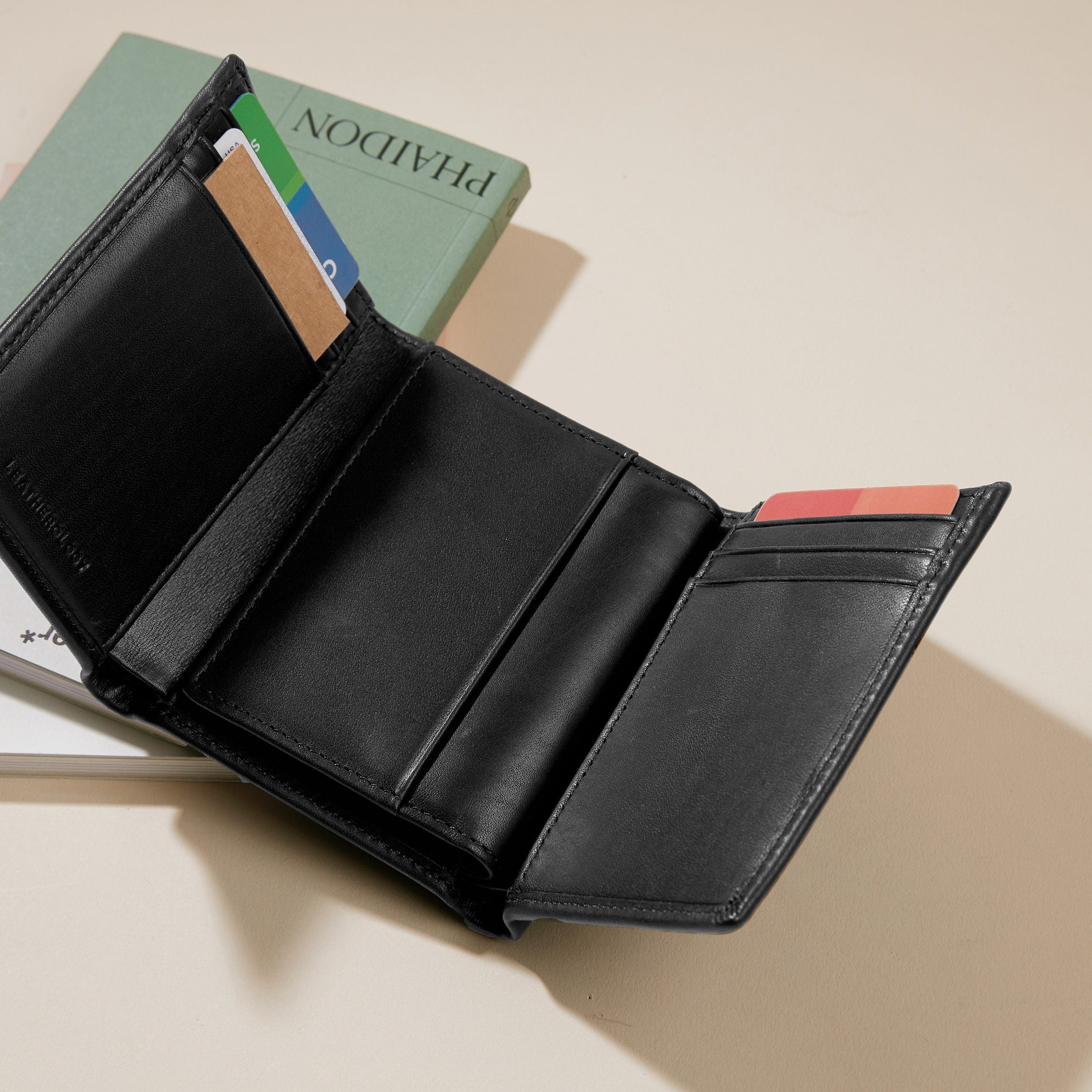 Premium RFID Blocking Trifold Wallet with Card Slots - Genuine Leather Black Oil Finish - Ideal for Travel, Business & Everyday Use