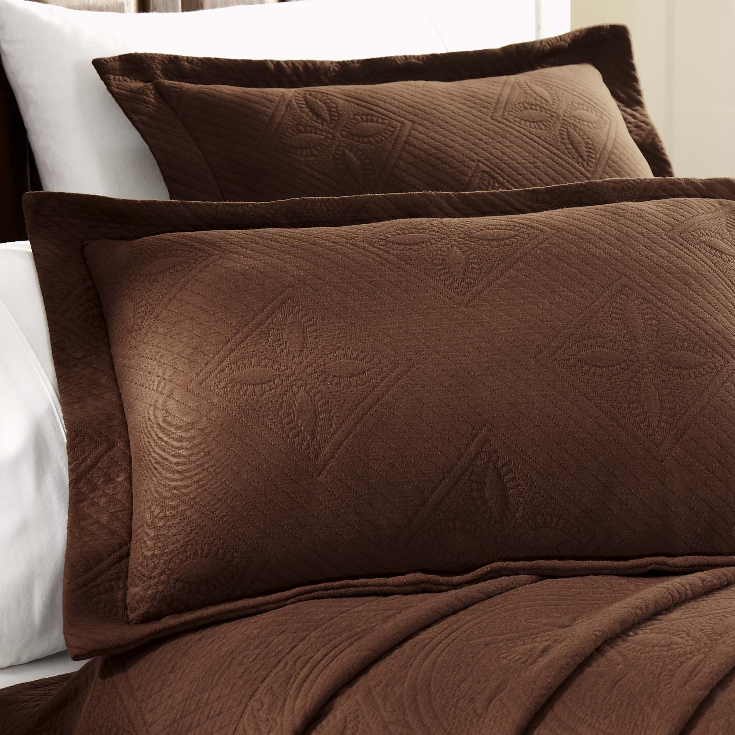 Celtic Circle Jacquard Matelasse Cotton Bedspread Set - Queen Size Luxury Bedding with Intricate Design for Master Bedroom Decor