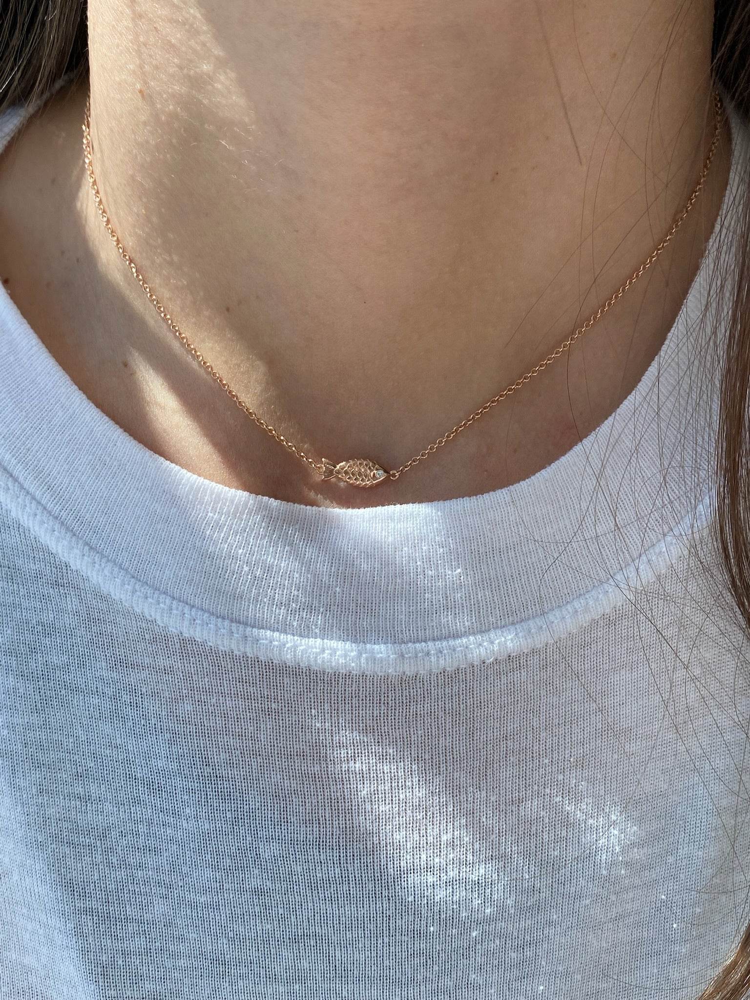 Elegant 14K Gold Fish Pendant Necklace for Women - Perfect Gift for Birthday, Anniversary & Everyday Wear