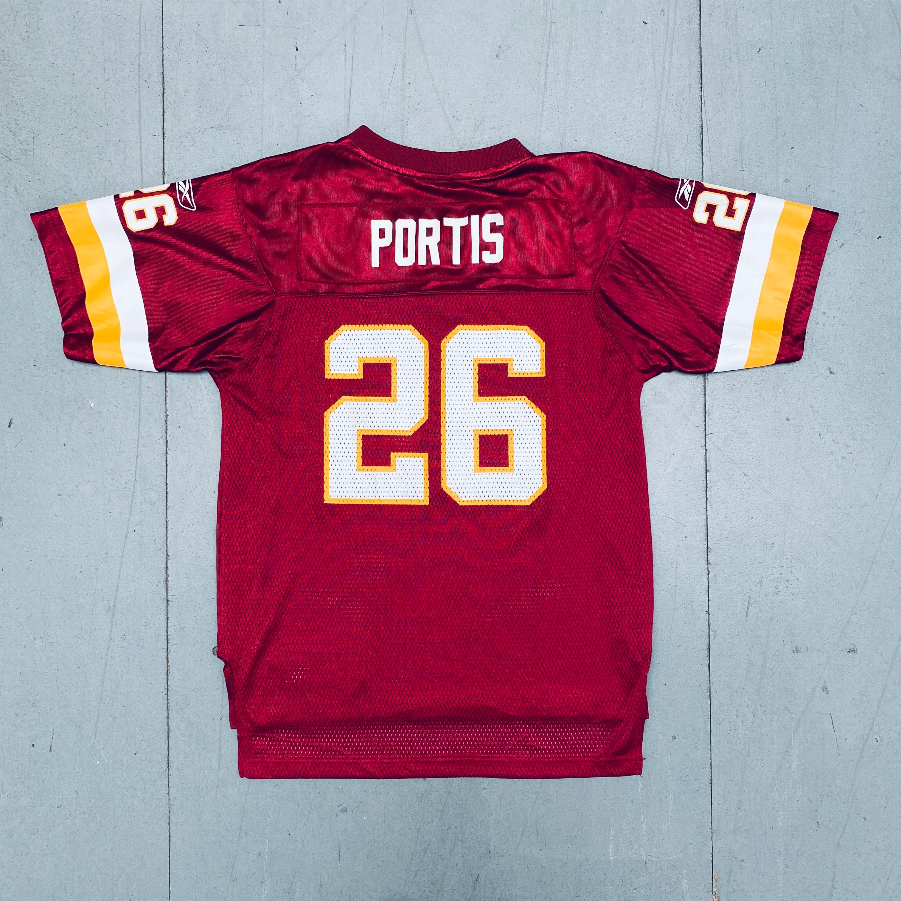 Washington Redskins Clinton Portis NFL Jersey 2008-2009 Season - Authentic Replica Football Shirt for Fans & Collectors - Perfect for Game Day, Tailgating & Sports Memorabilia Display