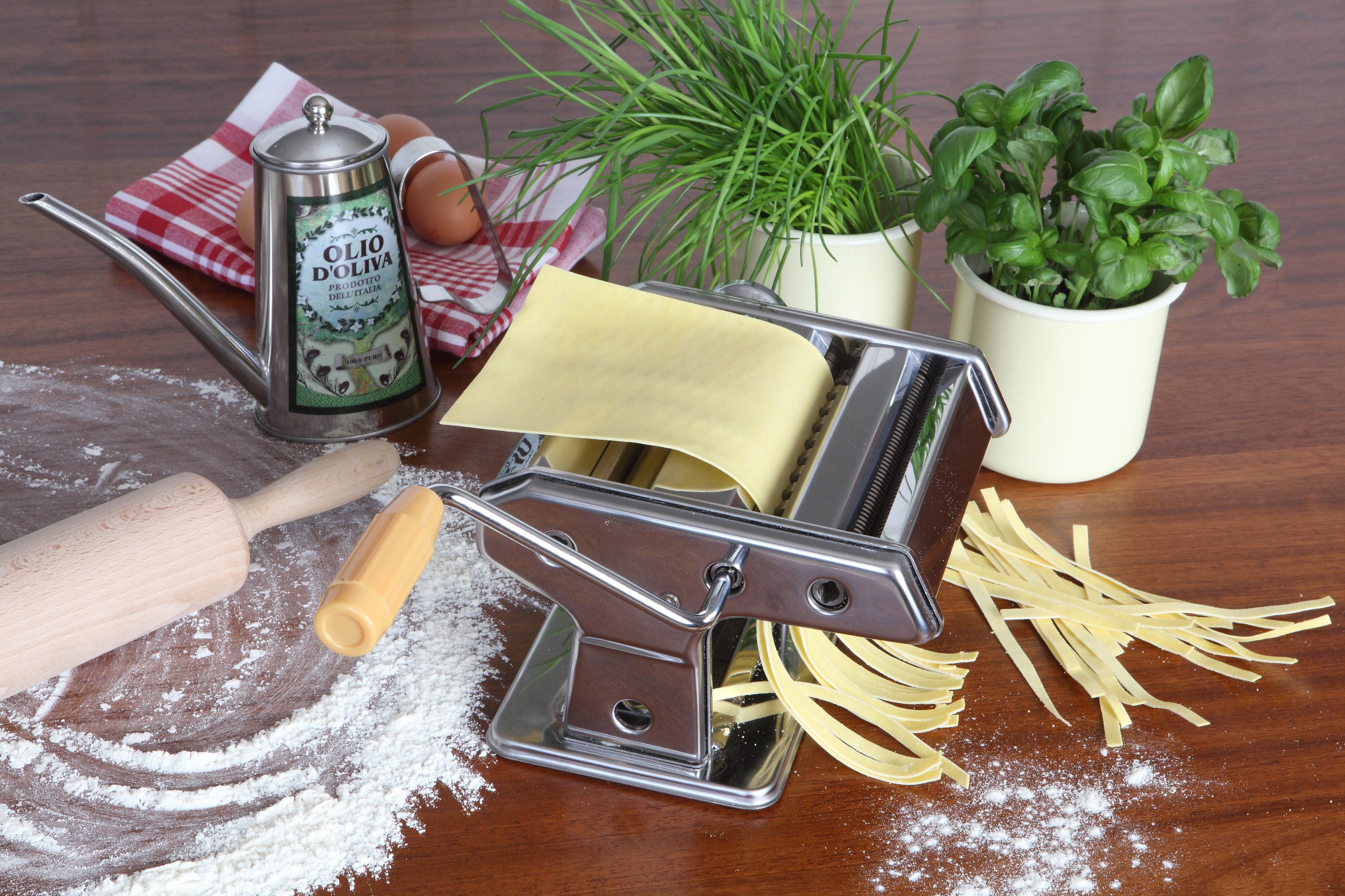 Dexam Pasta Maker Machine - Stainless Steel Manual Pasta Press for Homemade Noodles, Ravioli & Dumplings | Perfect for Italian Cuisine, Family Cooking & Restaurant Use