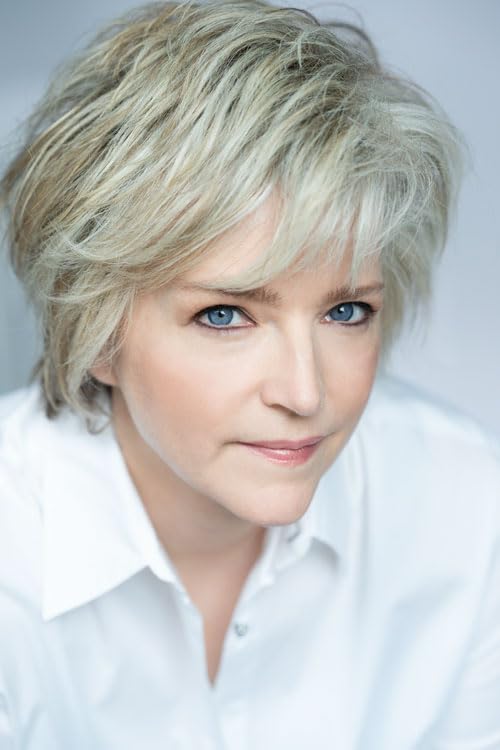 Pieces of Her by Karin Slaughter - Thriller Novel | Mystery Suspense Book for Women | Perfect for Book Clubs & Beach Reading