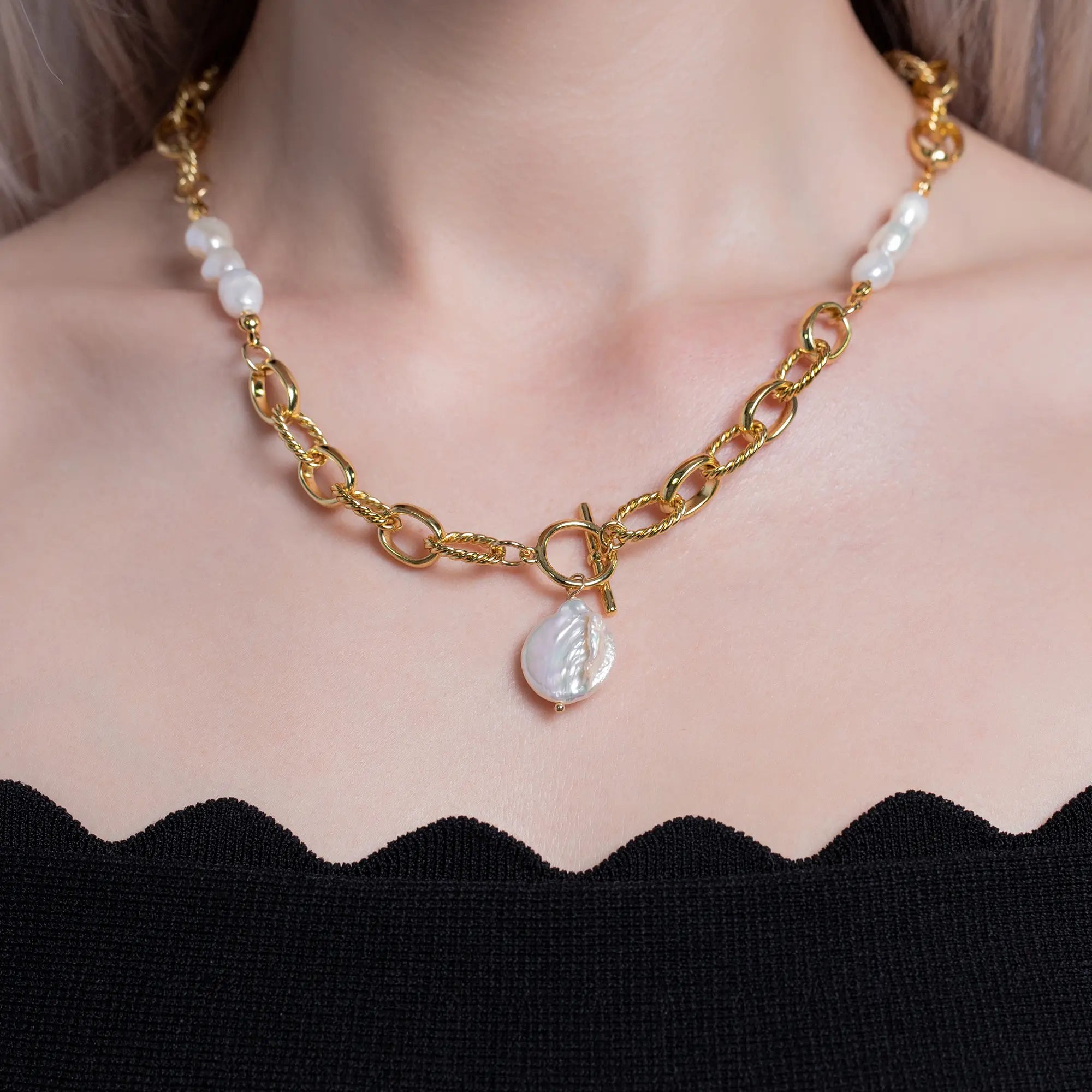 Elegant Pearl Chain Necklace for Women - Classic & Timeless Jewelry Gift for Her - Perfect for Weddings, Parties & Everyday Wear