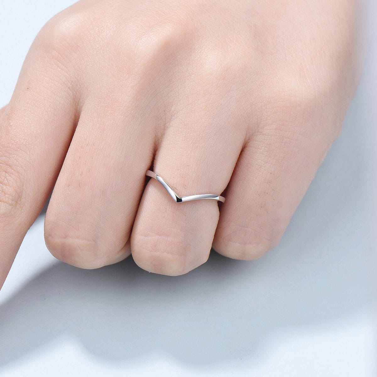 14K Rose Gold Curved V Wedding Band for Women - Simple Matching Stacking Ring, Anniversary Gift for Her - Perfect for Bridal Sets, Stacking Rings & Special Occasions